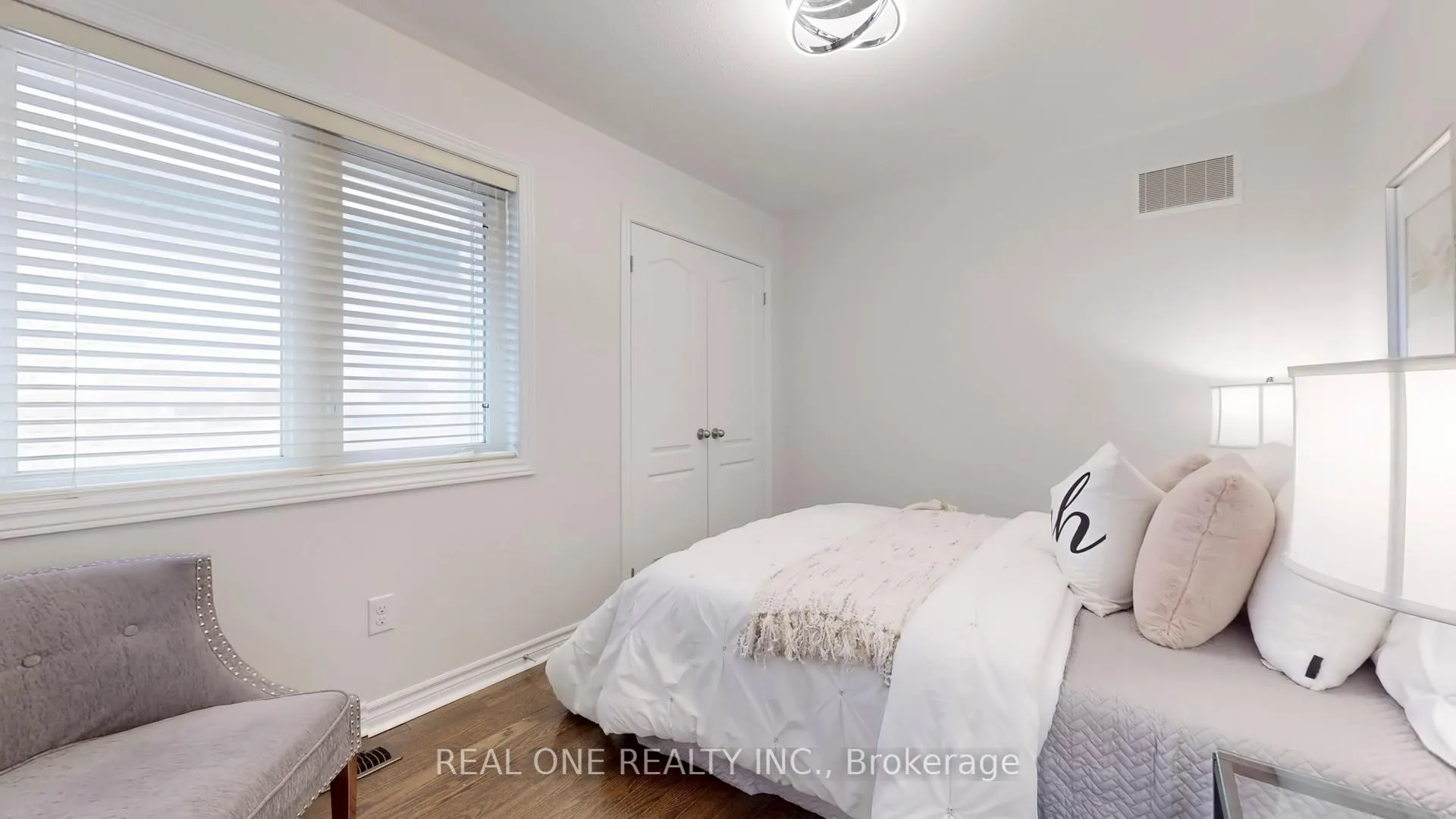 Photo 32 of 19 Fred Mclaren Boulevard, Markham, Wismer — HOMEH