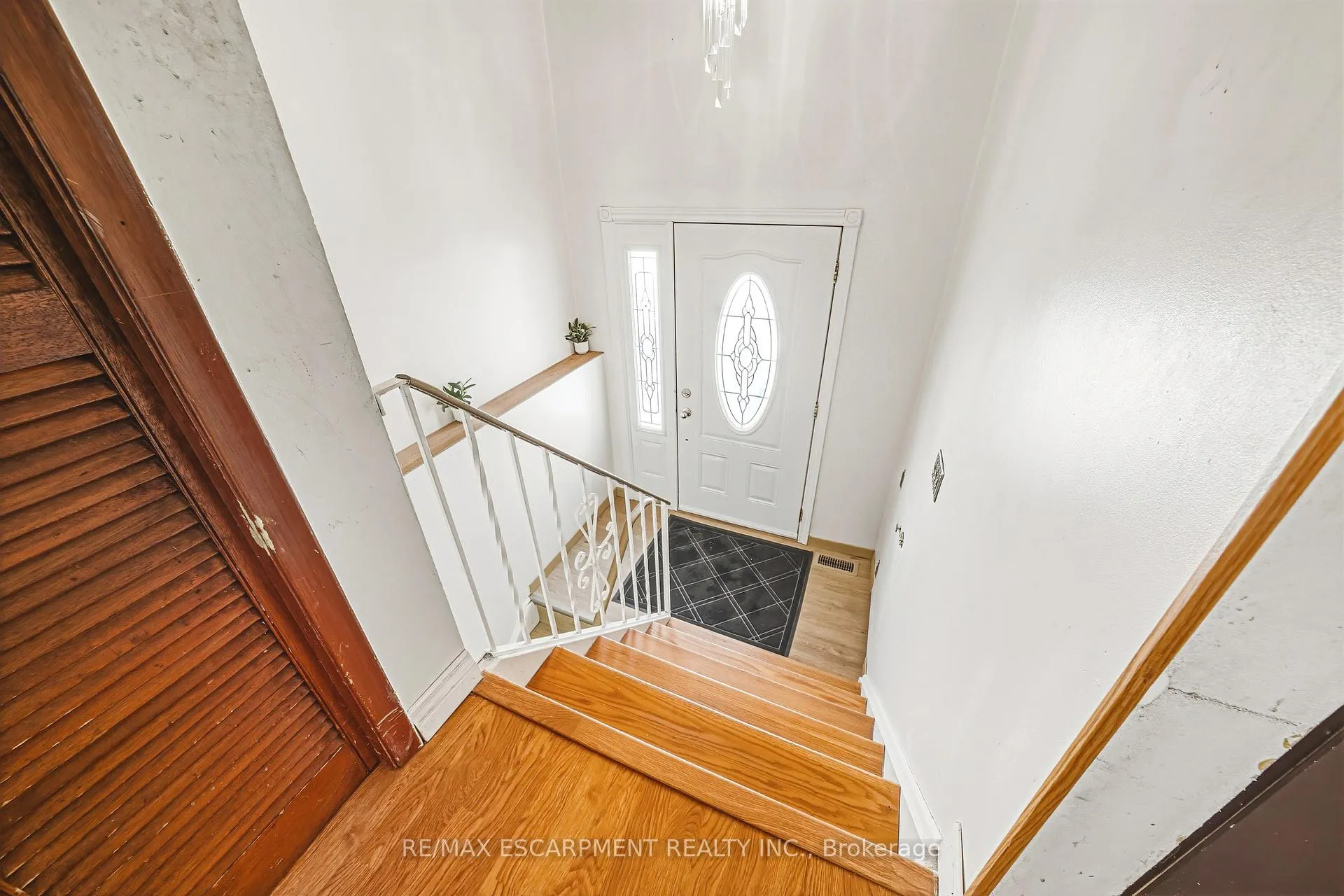 Photo 5 of 26 Quaker Crescent, Hamilton, Quinndale — HOMEH