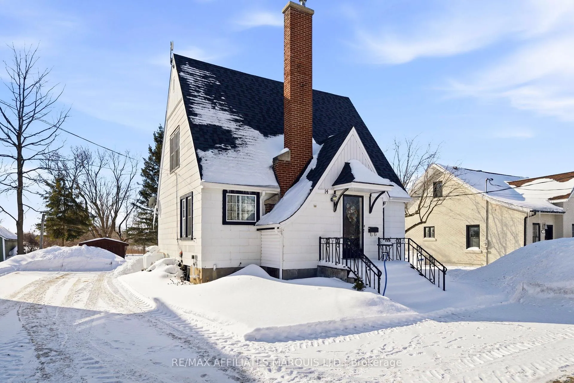Photo 3 of 14 Spring Street, North Glengarry, Maxville — HOMEH