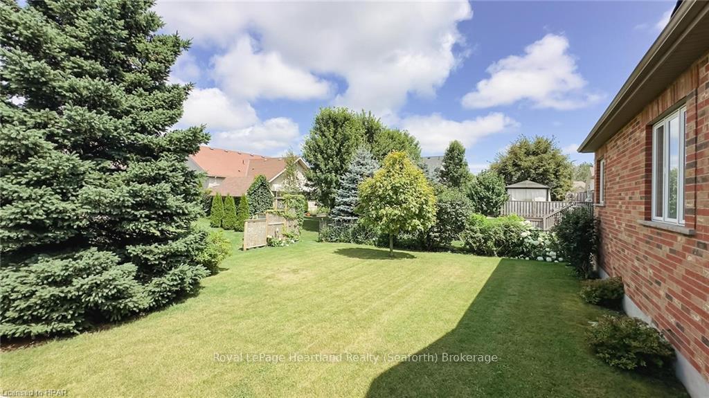 Photo 29 of Unit 19, 38 Stornoway Crescent, Huron East, Egmondville — HOMEH