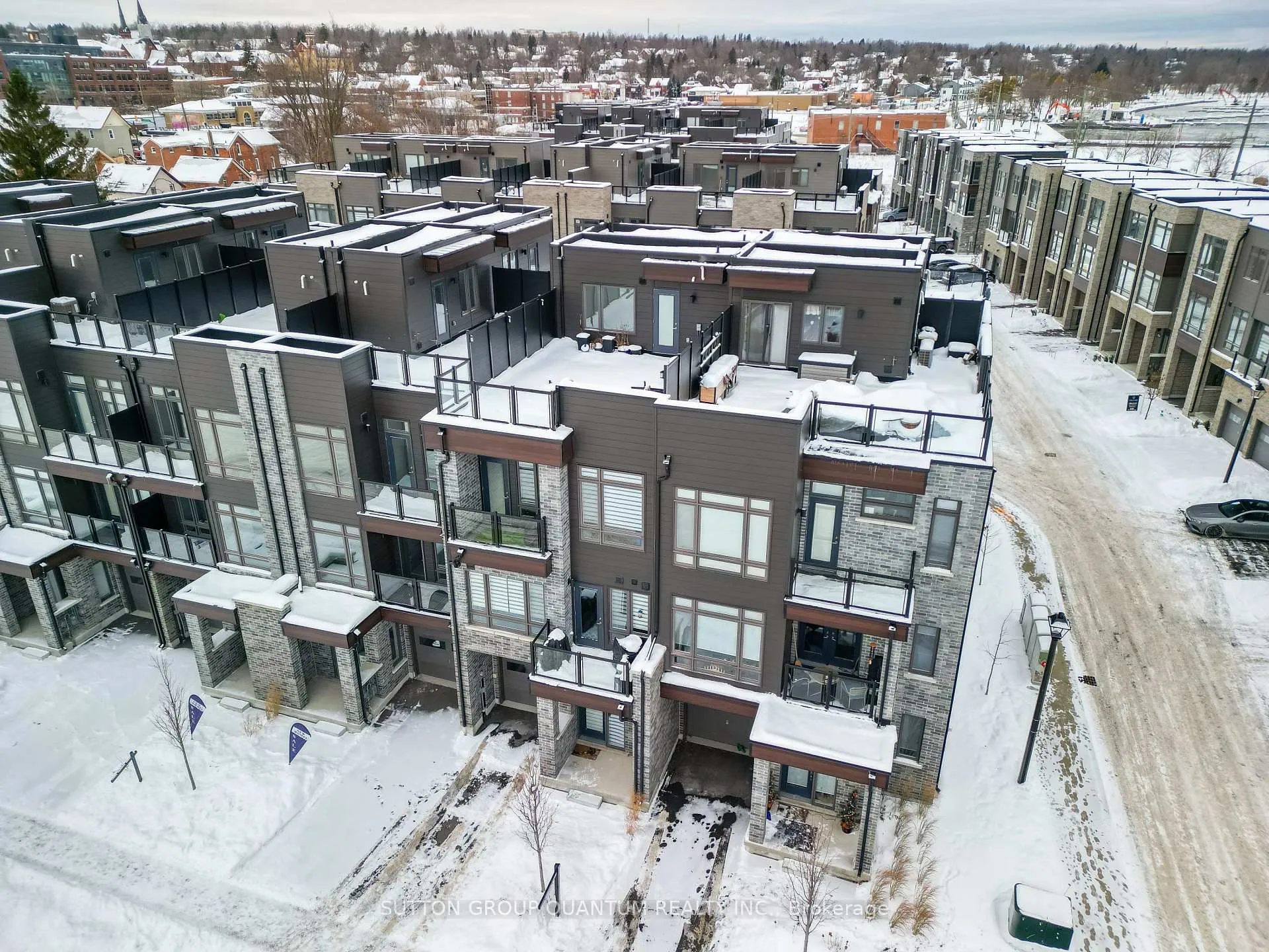 Photo 28 of 158 Elgin Street, Orillia — HOMEH