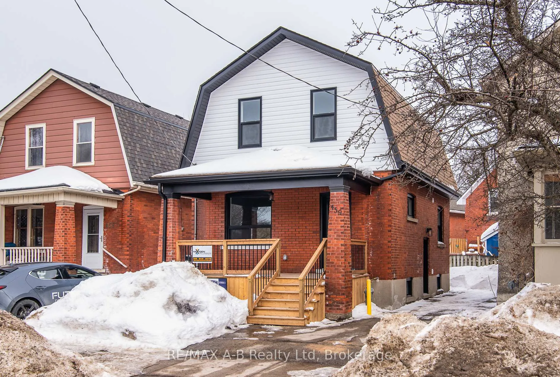 Front of 459 Downie Street