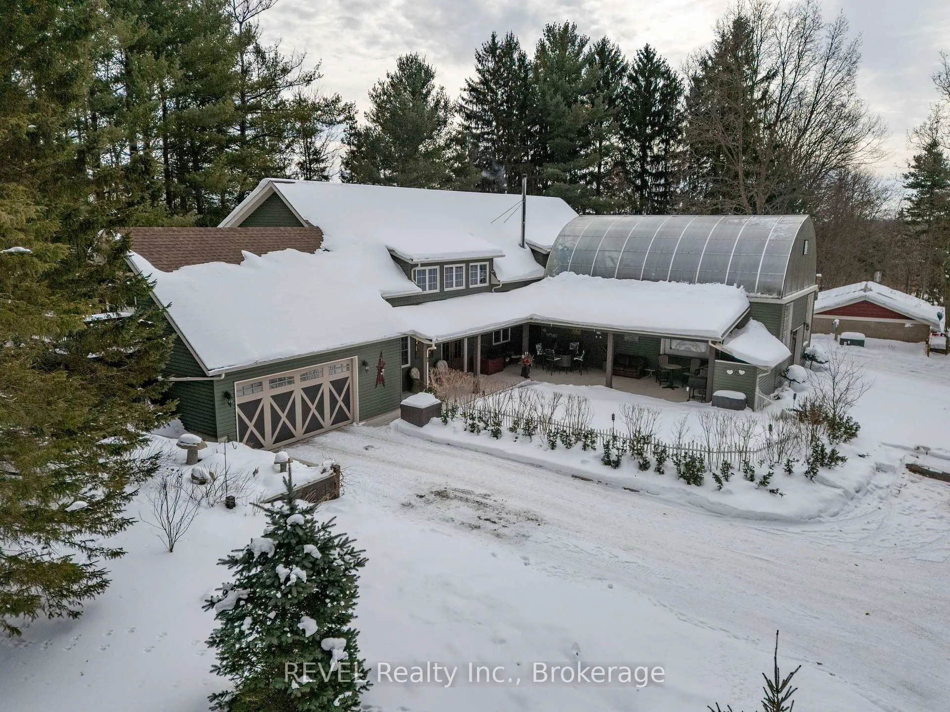 Front of 573 Canboro Road