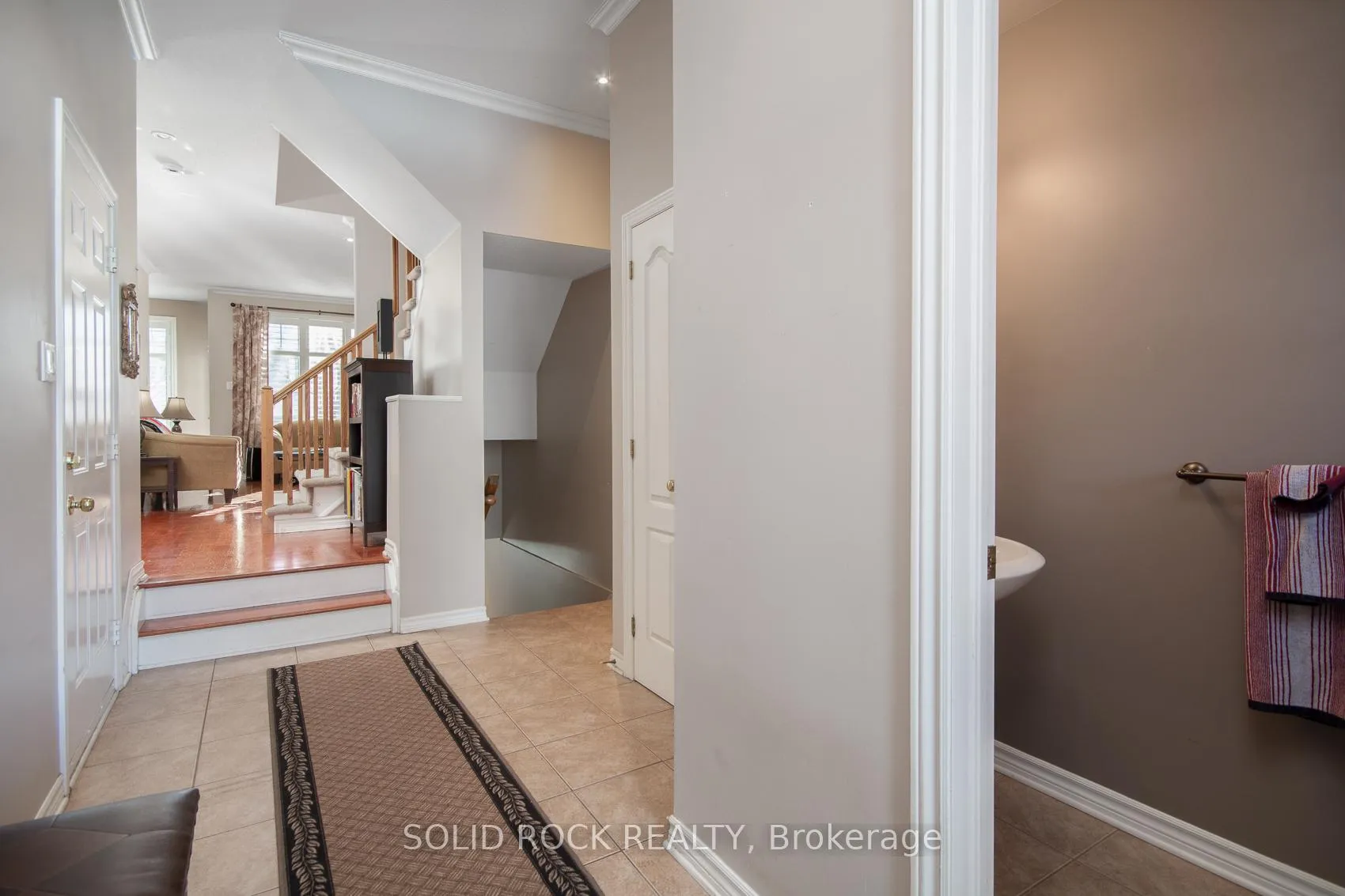 Photo 4 of 416 Cache Bay Crescent, Ottawa, Blossom Park/Kemp Park/Findlay Creek — HOMEH