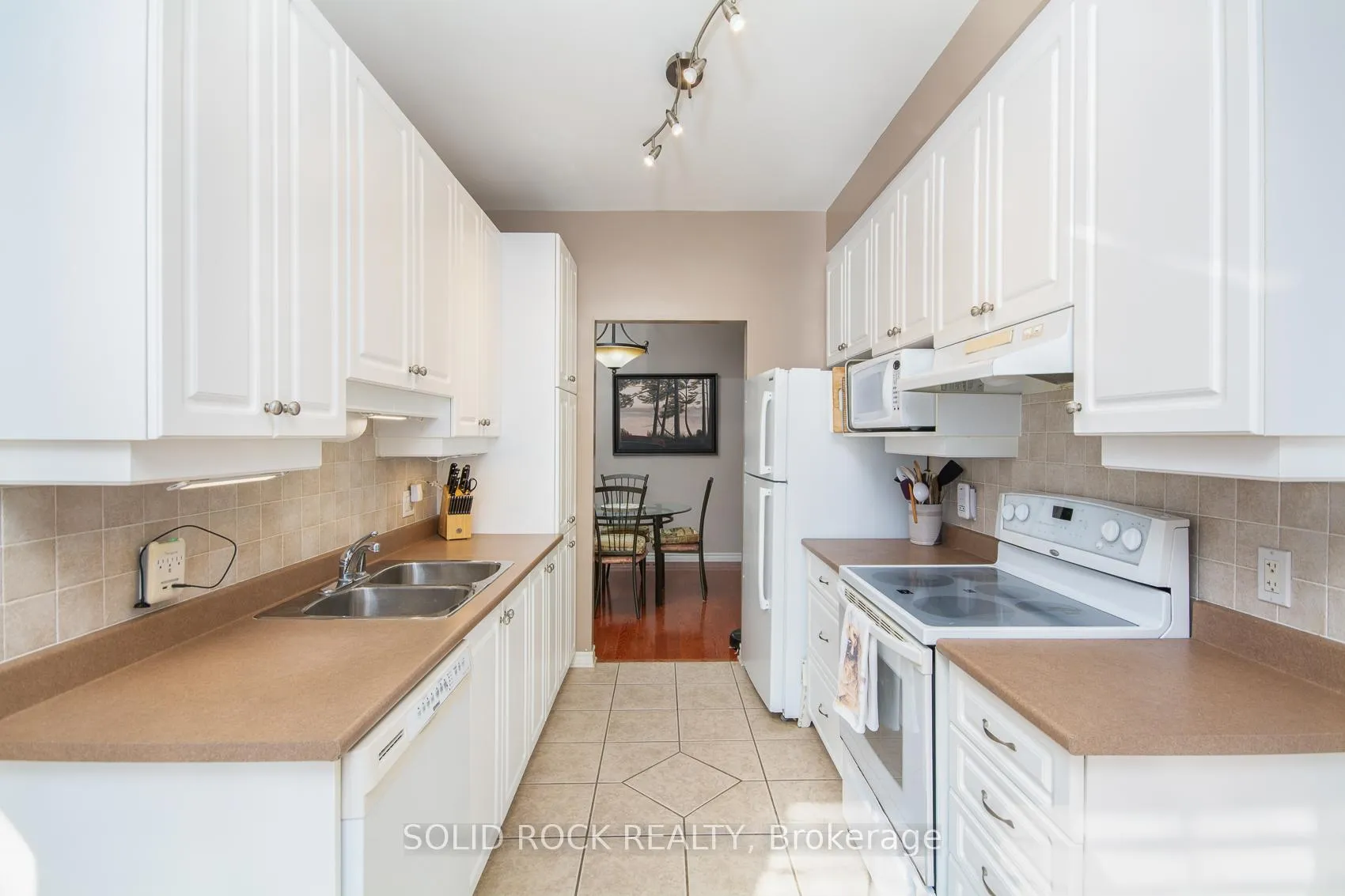 Photo 14 of 416 Cache Bay Crescent, Ottawa, Blossom Park/Kemp Park/Findlay Creek — HOMEH