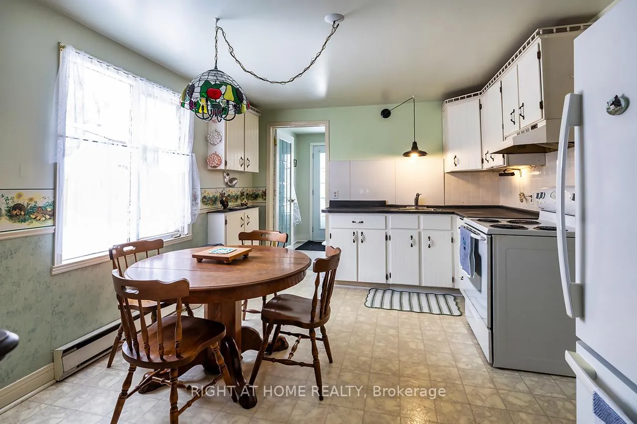 Photo 2 of 59 Fernhill Boulevard, Oshawa, McLaughlin — HOMEH
