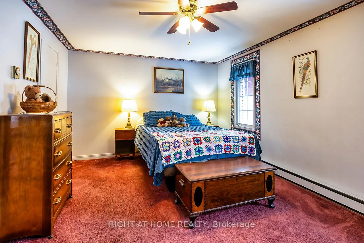 Photo 4 of 59 Fernhill Boulevard, Oshawa, McLaughlin — HOMEH
