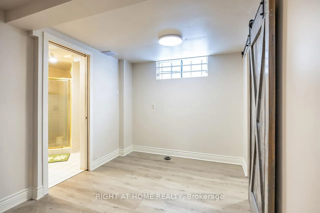 Photo 6 of 59 Fernhill Boulevard, Oshawa, McLaughlin — HOMEH
