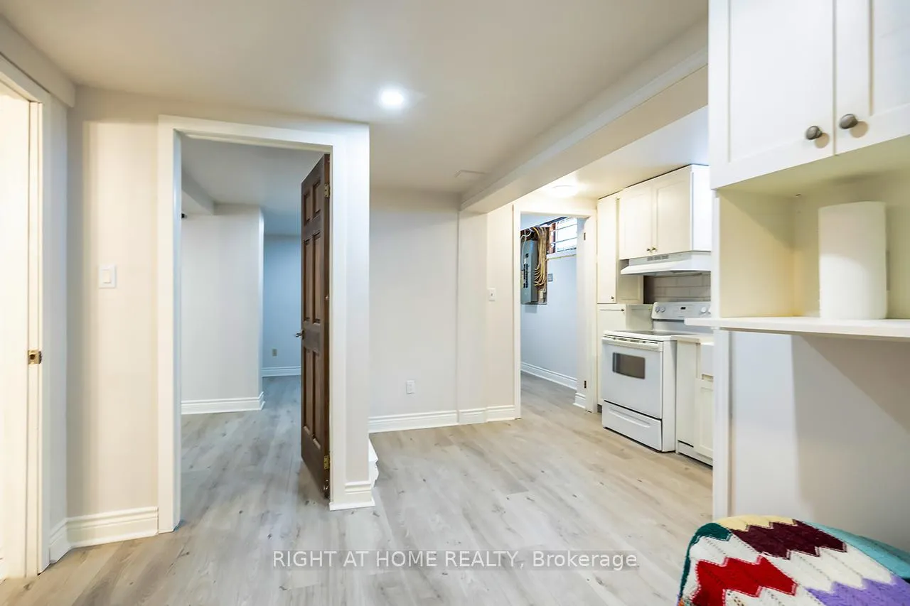 Photo 12 of 59 Fernhill Boulevard, Oshawa, McLaughlin — HOMEH