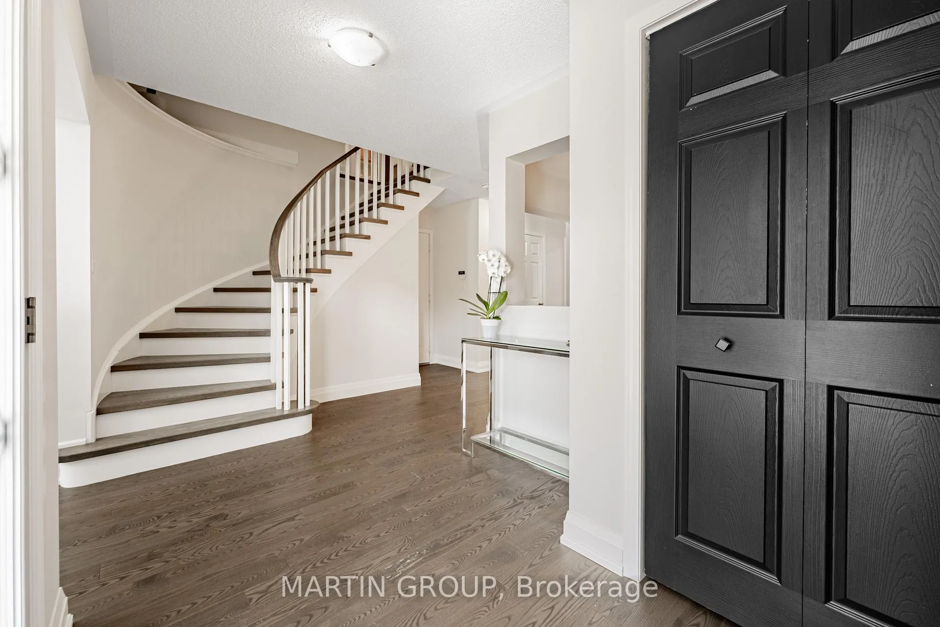 Photo 5 of 3227 Steeplechase Drive, Burlington, Alton — HOMEH