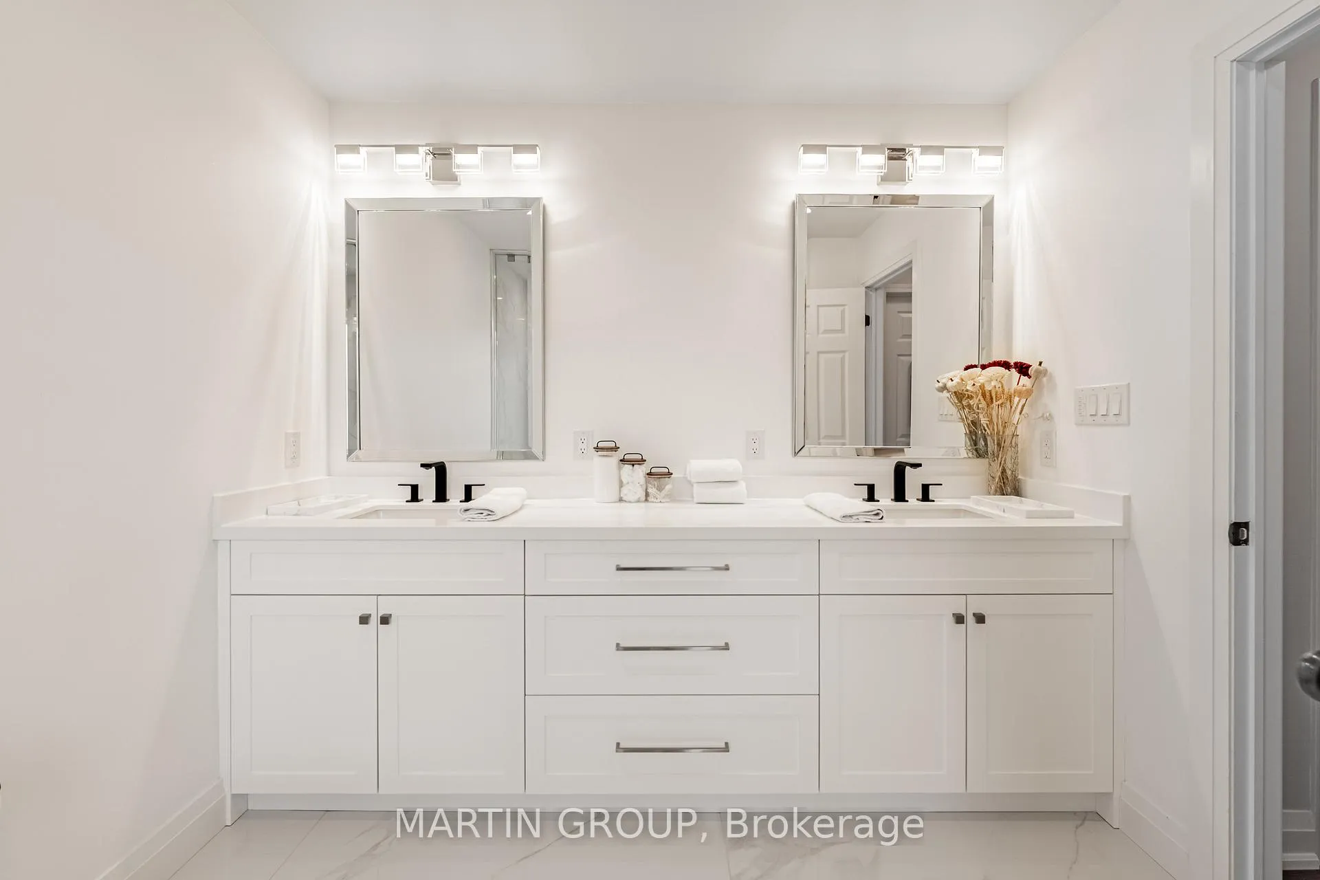 Photo 34 of 3227 Steeplechase Drive, Burlington, Alton — HOMEH