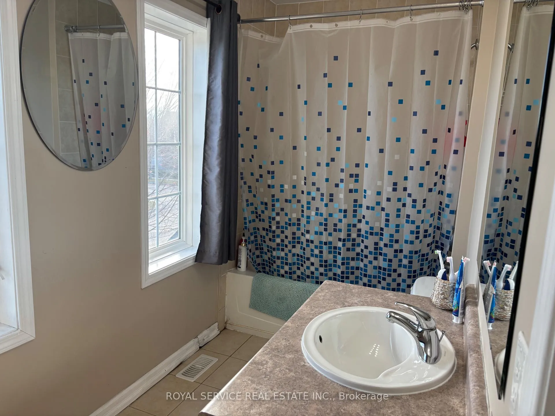 Photo 20 of 754 Carlisle Street, Cobourg — HOMEH