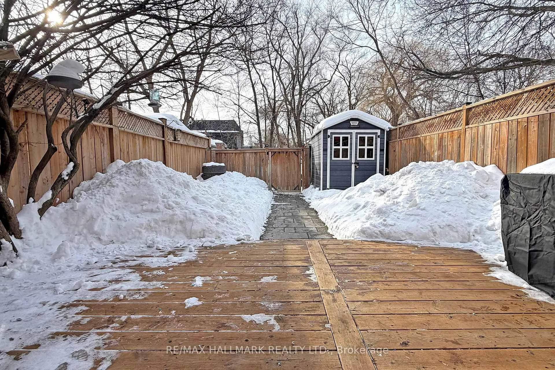 Photo 23 of 3320 Bathurst Street, Toronto, Englemount-Lawrence — HOMEH
