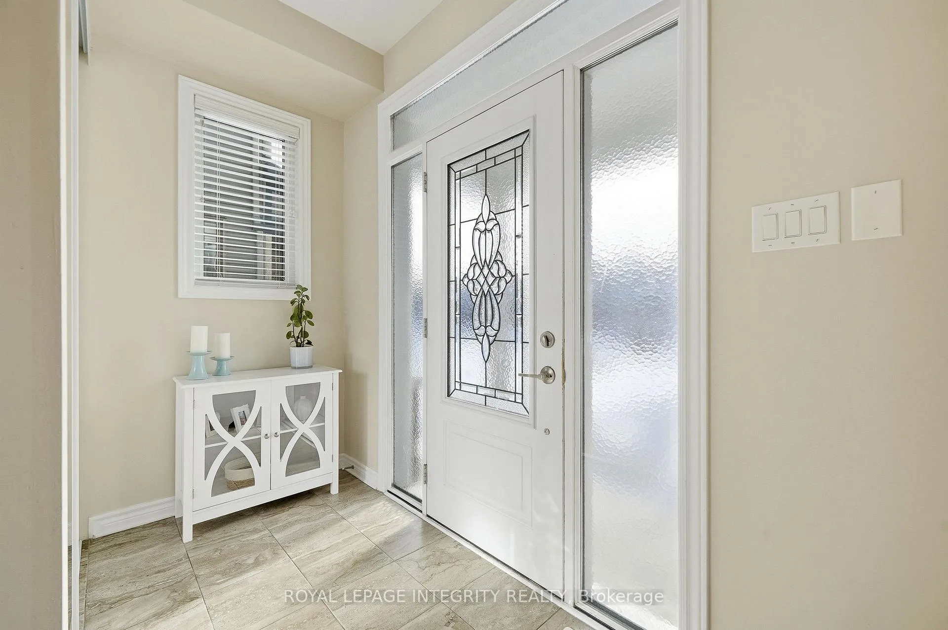 Photo 4 of 253 Hepatica Way, Ottawa, Avalon West — HOMEH