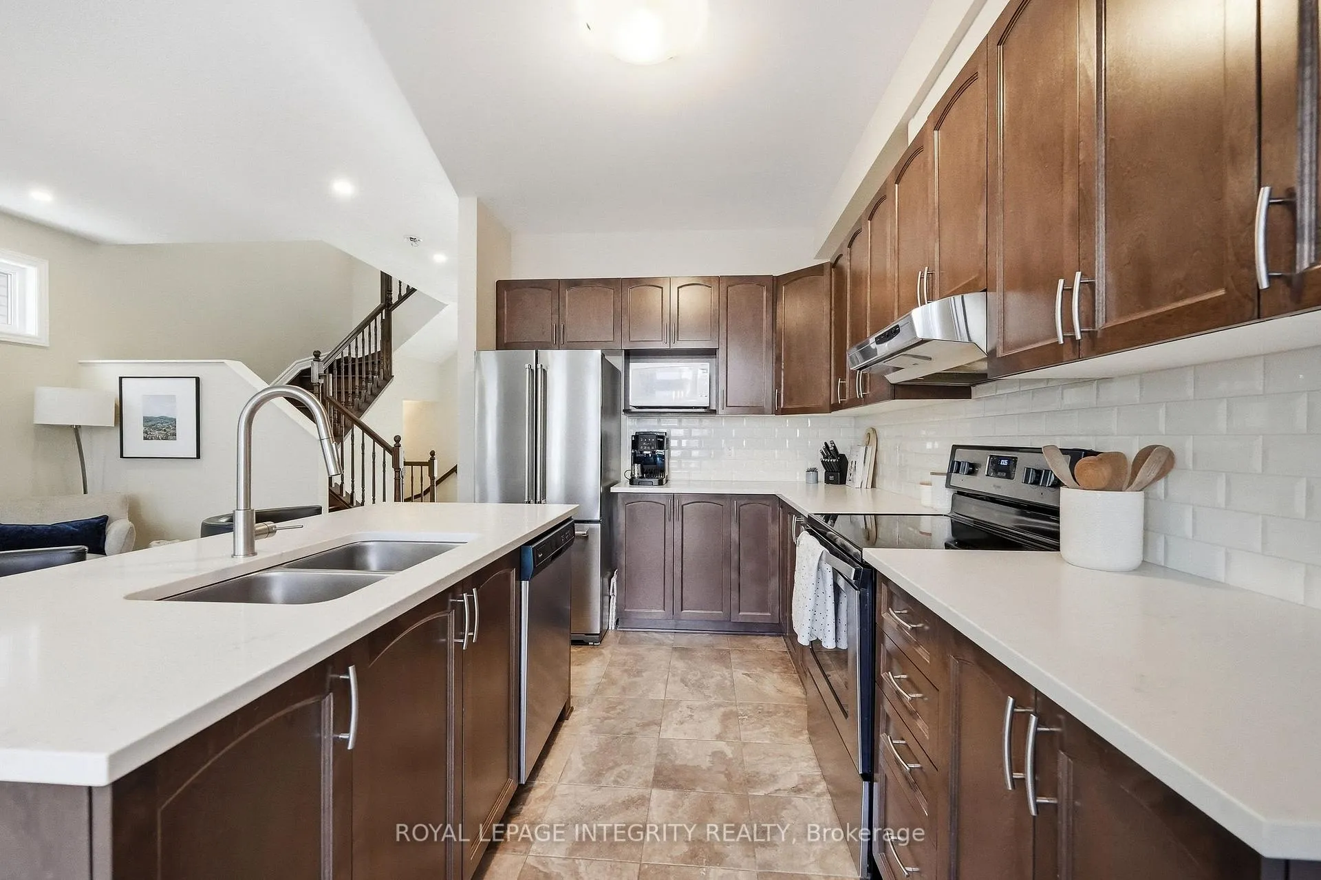 Photo 13 of 253 Hepatica Way, Ottawa, Avalon West — HOMEH