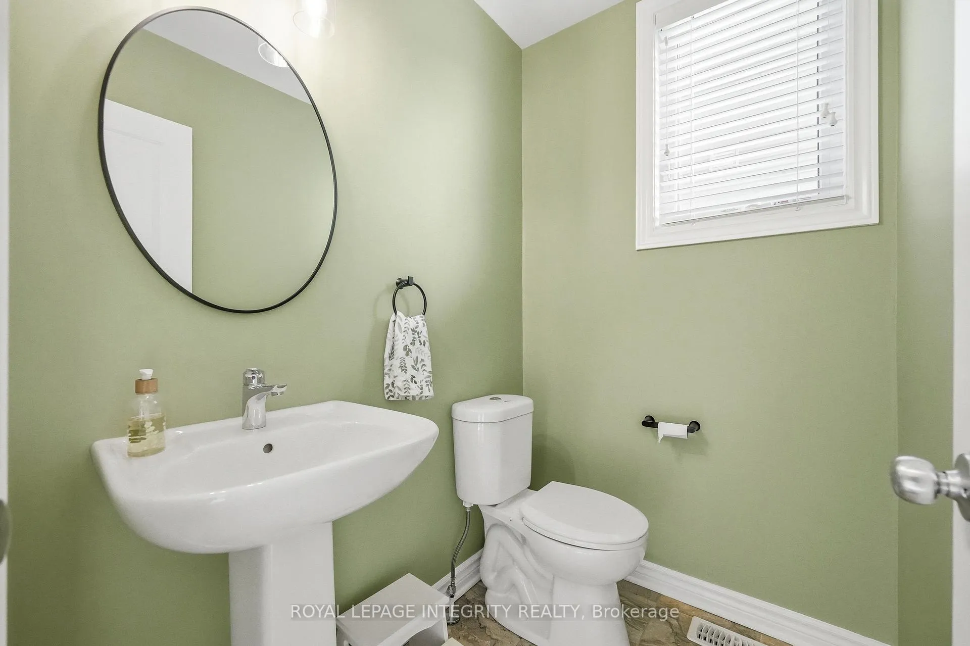 Photo 16 of 253 Hepatica Way, Ottawa, Avalon West — HOMEH