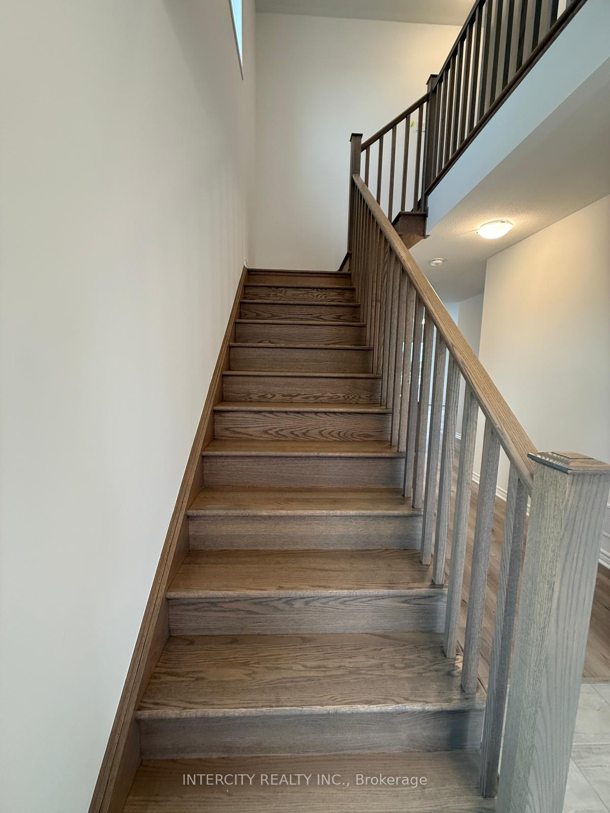 Photo 5 of 162 Stamson Street, Kitchener — HOMEH