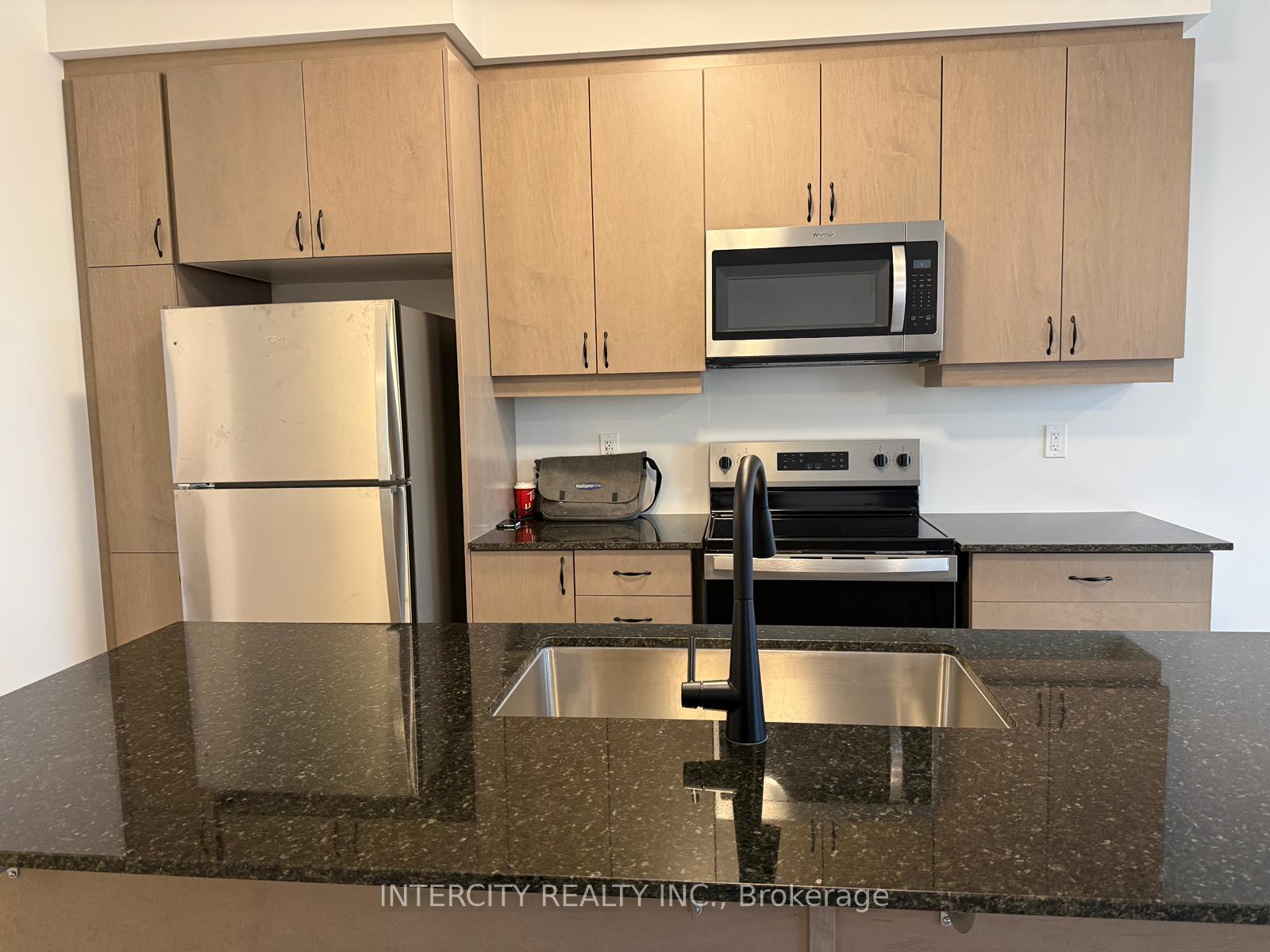 Photo 9 of 162 Stamson Street, Kitchener — HOMEH