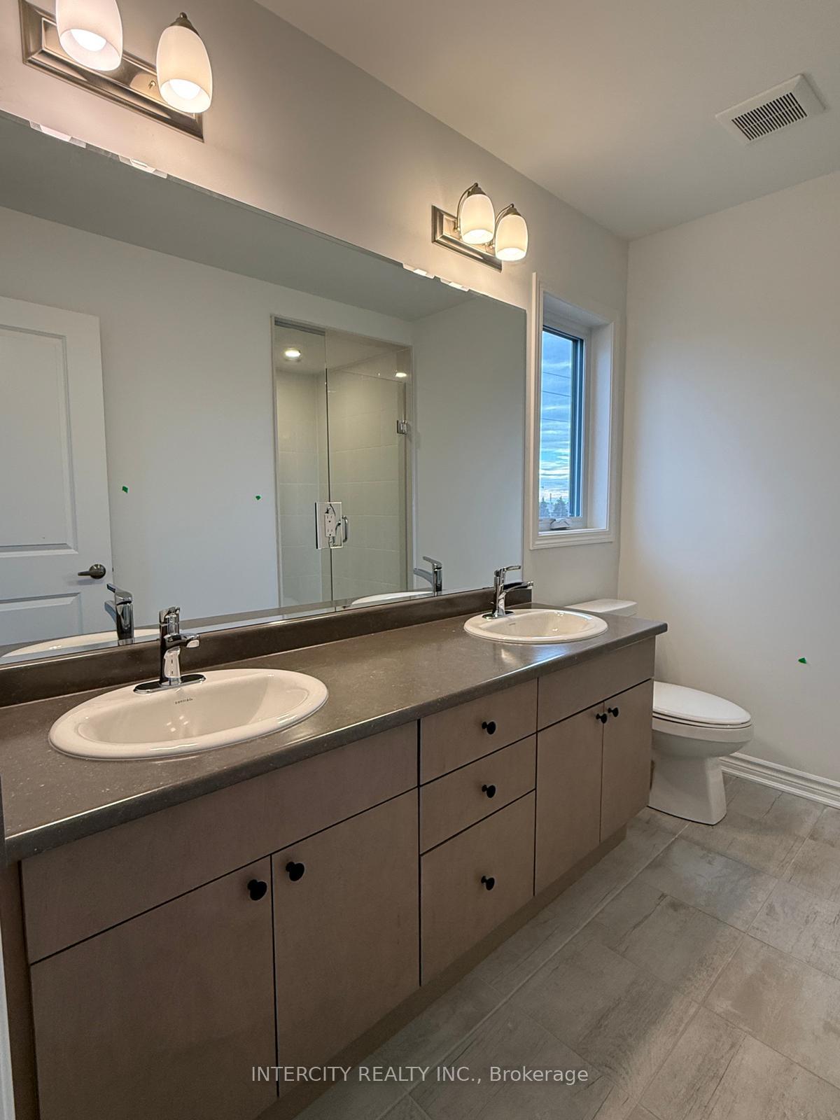 Photo 18 of 162 Stamson Street, Kitchener — HOMEH