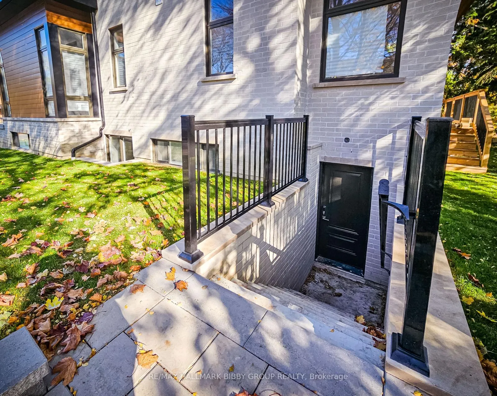 Photo 3 of Unit Basement, 63 Fairholme Avenue, Toronto, Englemount-Lawrence — HOMEH