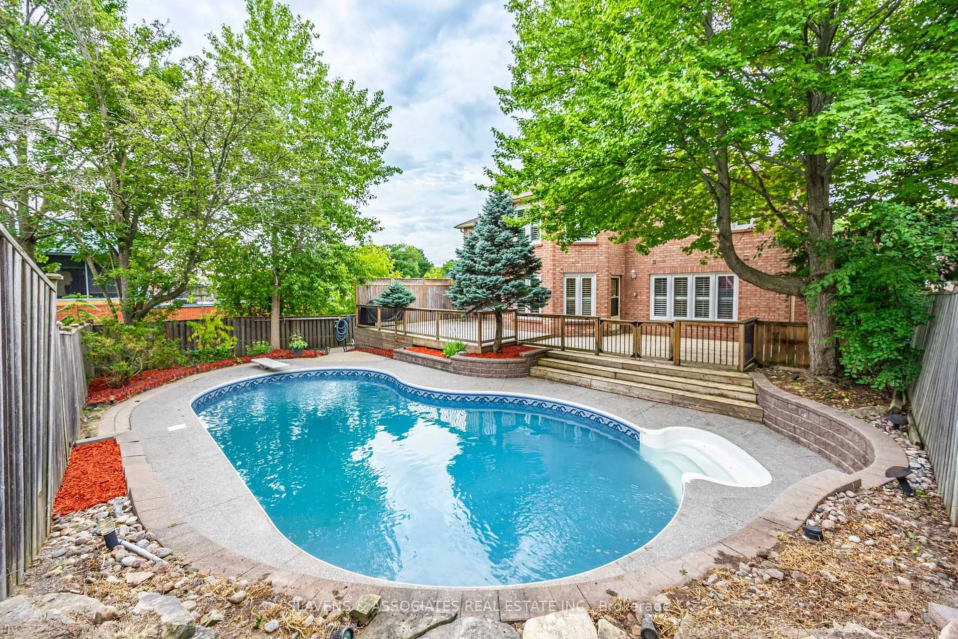 Photo 24 of 1357 Rougemount Drive, Pickering, Rougemount — HOMEH