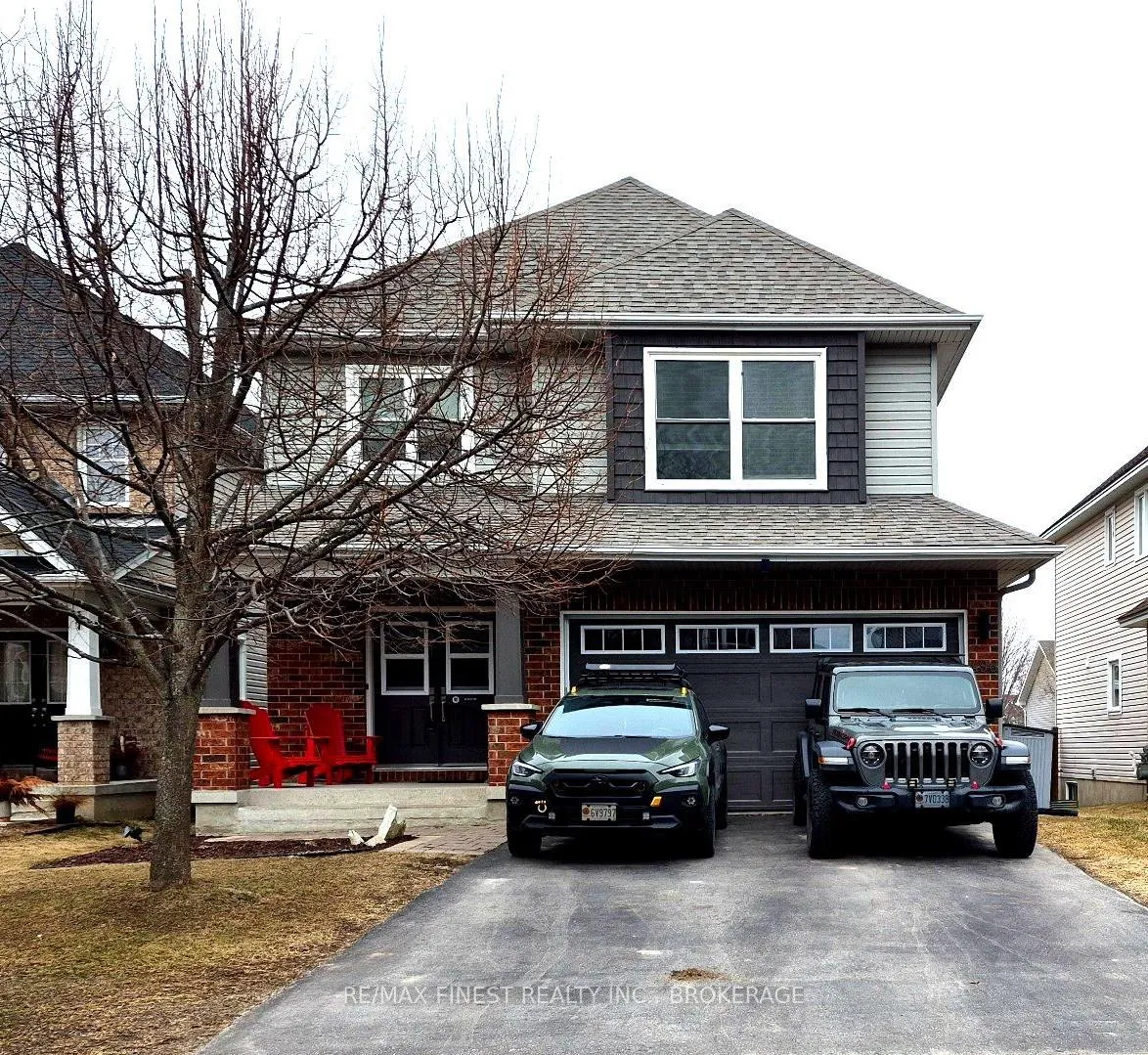 Front of 496 Cheryl Place