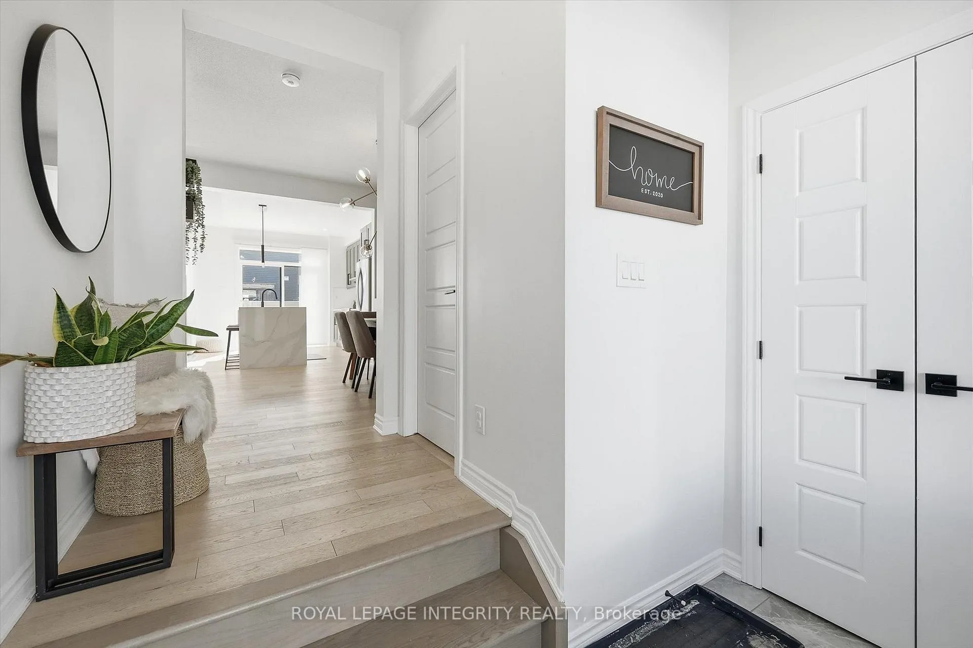 Photo 3 of 589 Catleaf Row, Ottawa, Avalon West — HOMEH