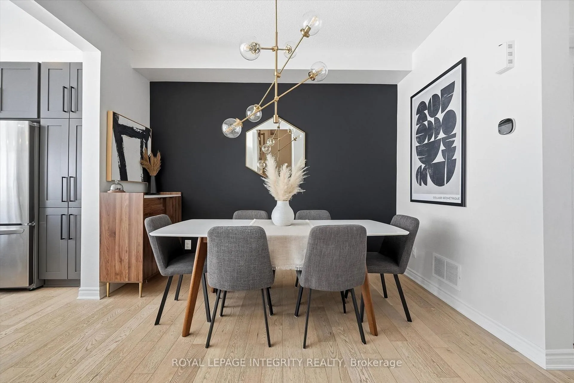 Photo 5 of 589 Catleaf Row, Ottawa, Avalon West — HOMEH