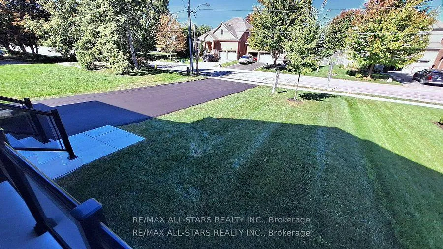 Photo 5 of 75 Cemetery Road, Uxbridge — HOMEH