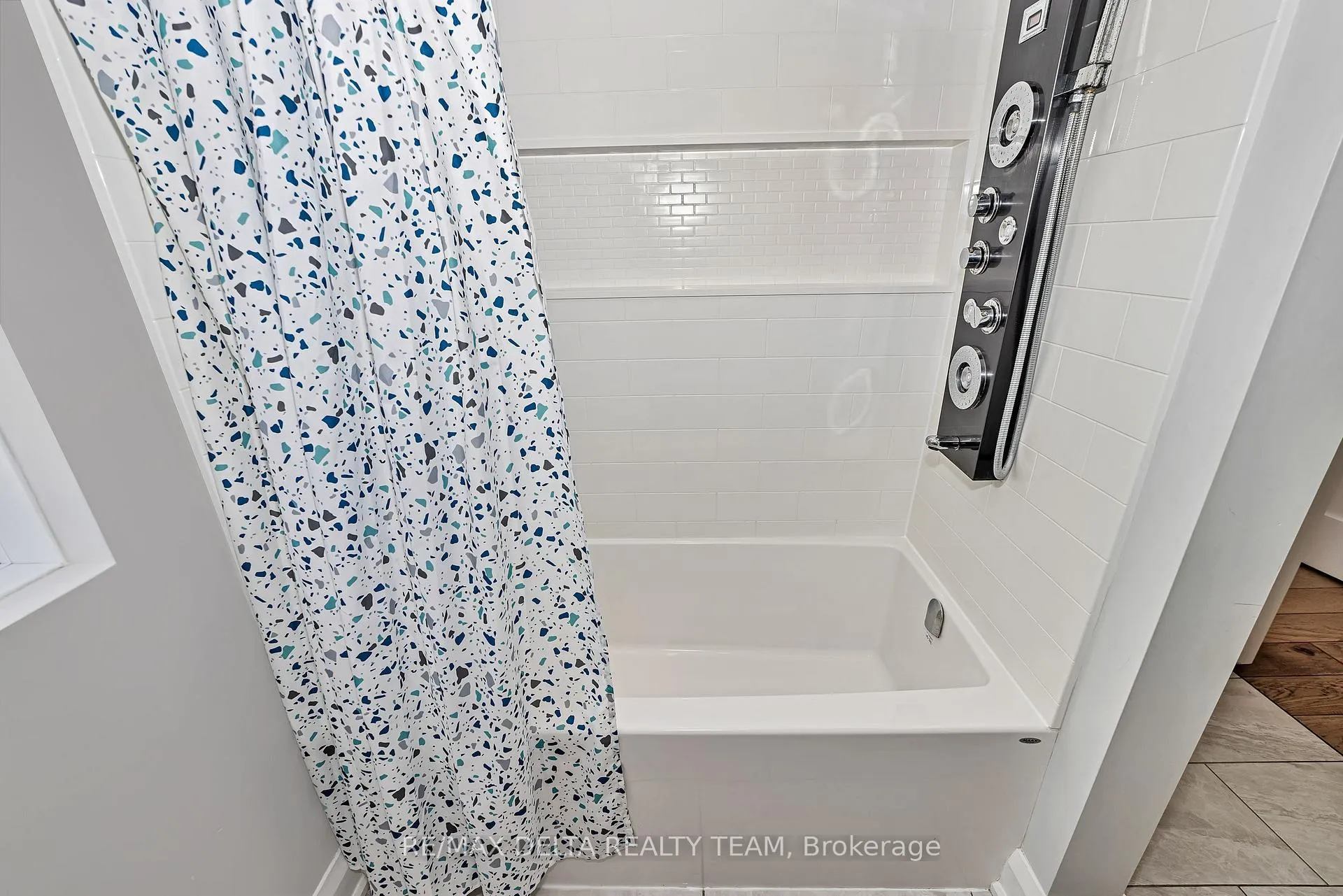 Photo 23 of 4645 Mcneely Rd, Ottawa, Sarsfield/Bearbrook — HOMEH