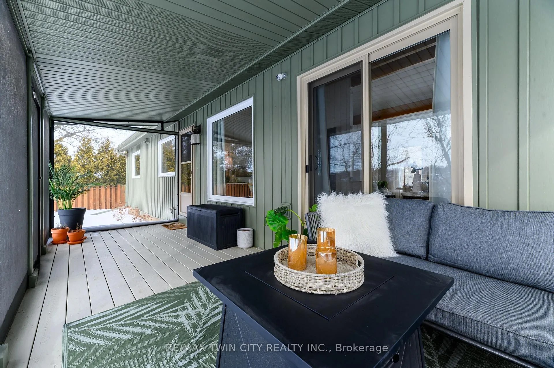 Photo 30 of 60 Curtis Avenue S, Brant, Paris — HOMEH
