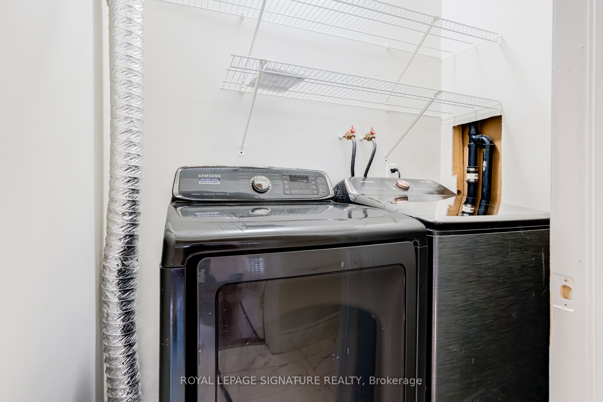 Photo 36 of 20 Watercliff Place, Hamilton, Winona Park — HOMEH