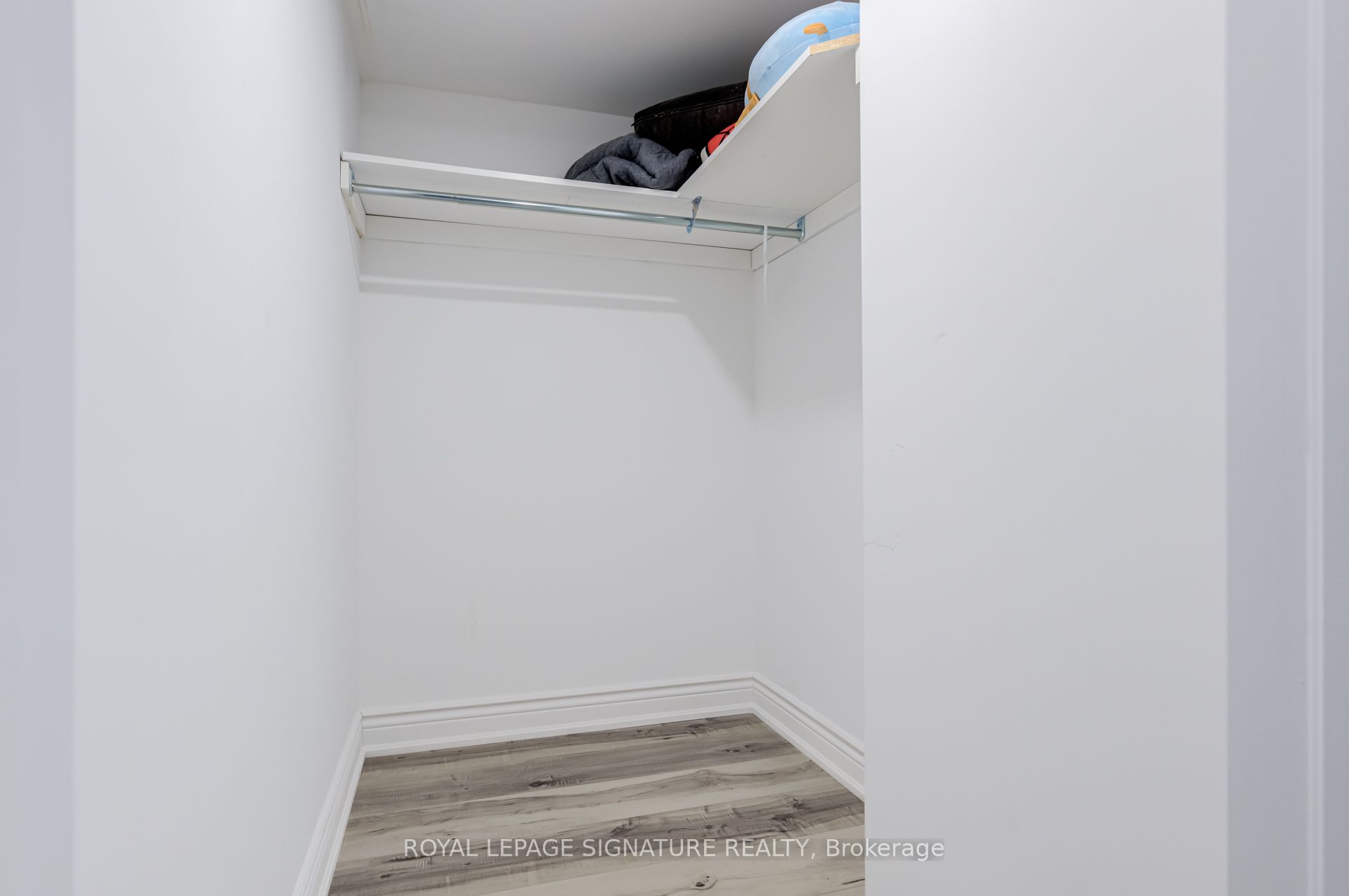 Photo 41 of 20 Watercliff Place, Hamilton, Winona Park — HOMEH