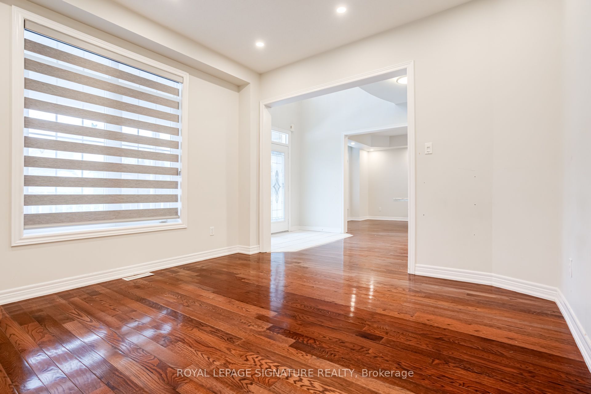 Photo 7 of 20 Watercliff Place, Hamilton, Winona Park — HOMEH