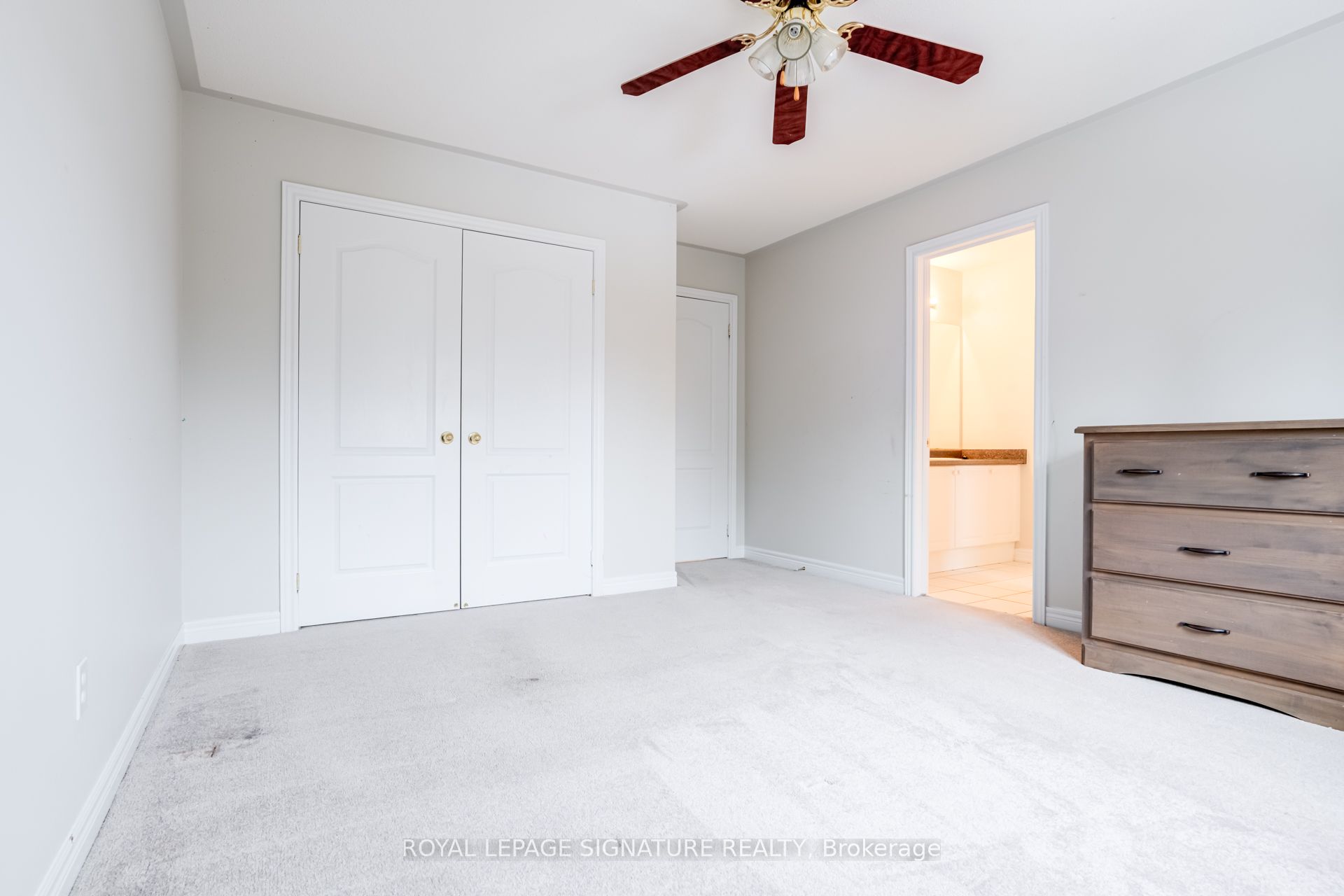 Photo 28 of 20 Watercliff Place, Hamilton, Winona Park — HOMEH