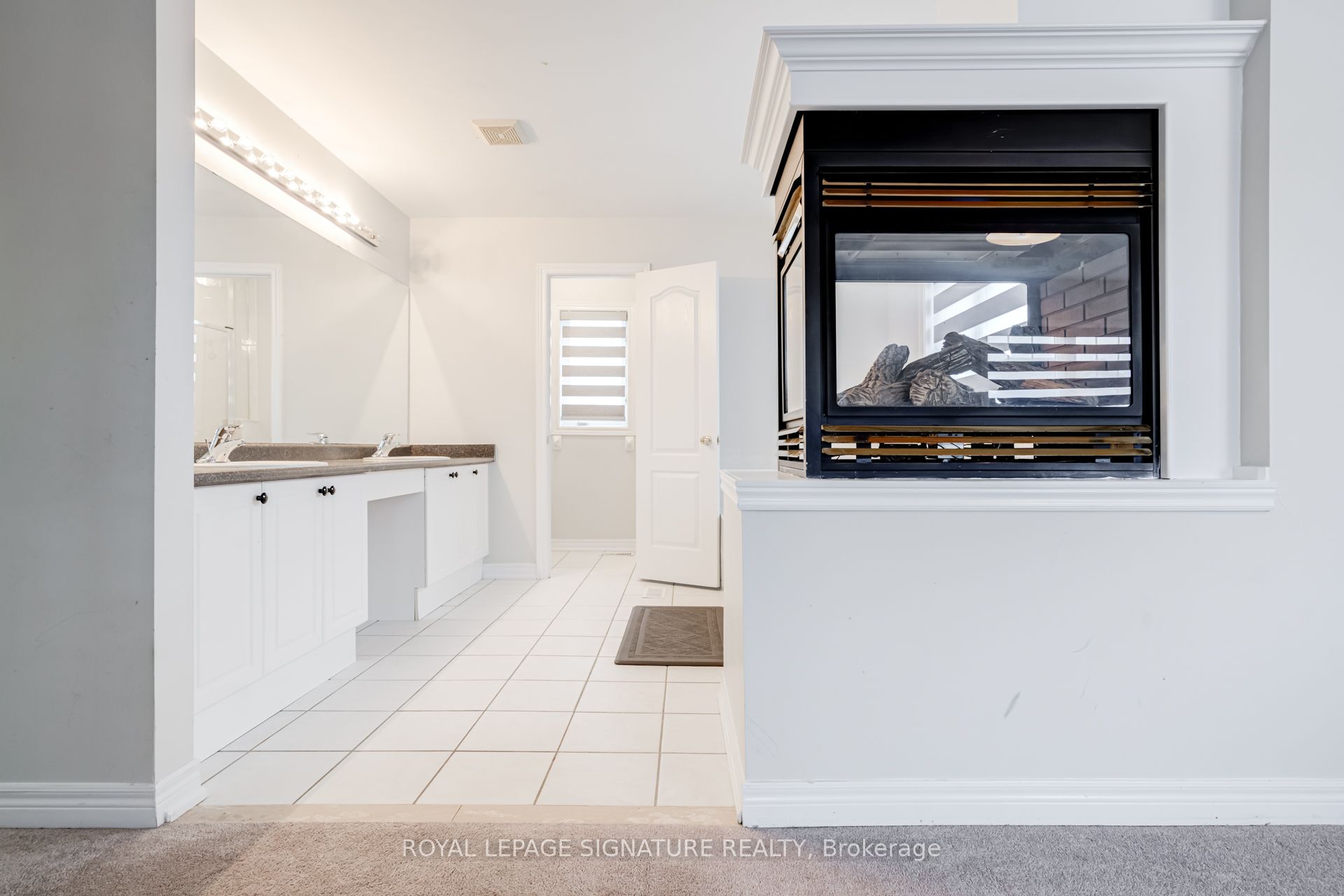 Photo 23 of 20 Watercliff Place, Hamilton, Winona Park — HOMEH
