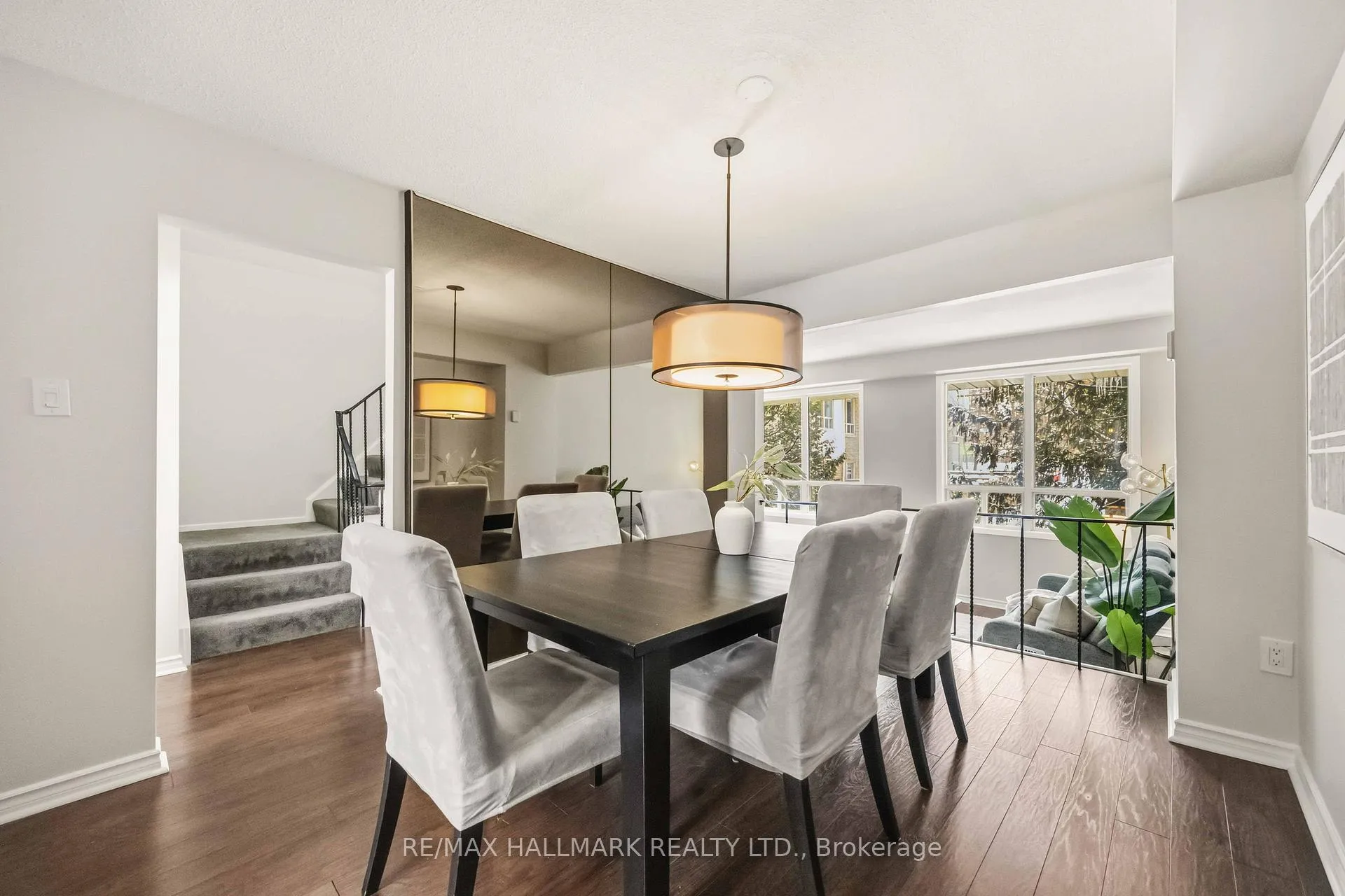 Photo 14 of 5 Poplar Crescent W, Aurora, Aurora Highlands — HOMEH