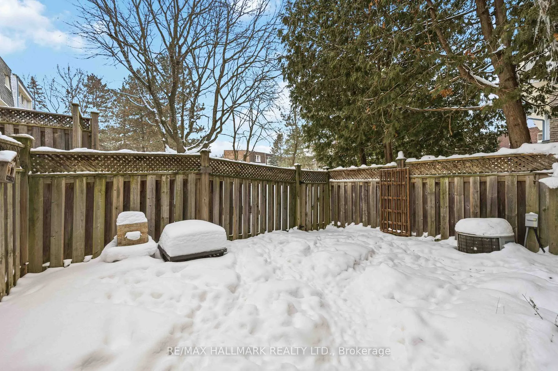 Photo 29 of 5 Poplar Crescent W, Aurora, Aurora Highlands — HOMEH