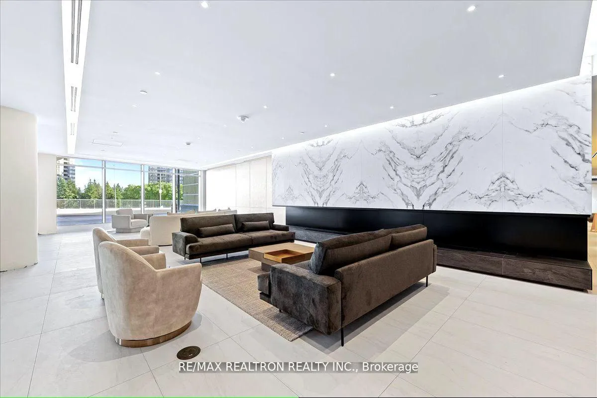 Photo 5 of Unit A-2211, 30 Upper Mall Way, Vaughan, Brownridge — HOMEH