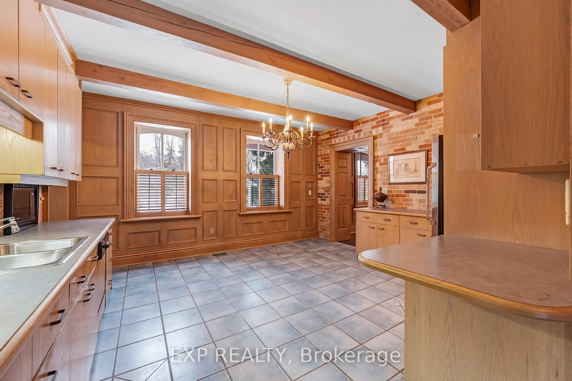 Photo 10 of 420 Kettleby Road, King, Rural King — HOMEH