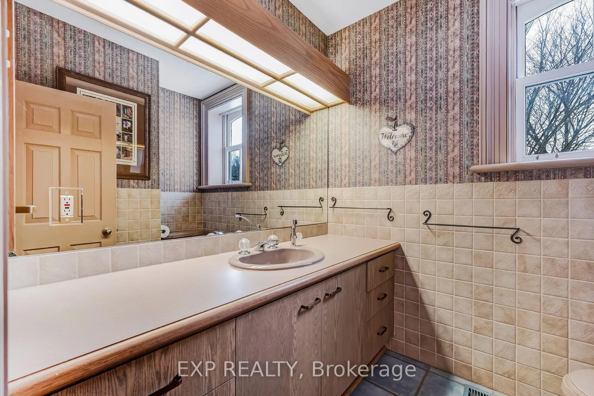 Photo 14 of 420 Kettleby Road, King, Rural King — HOMEH