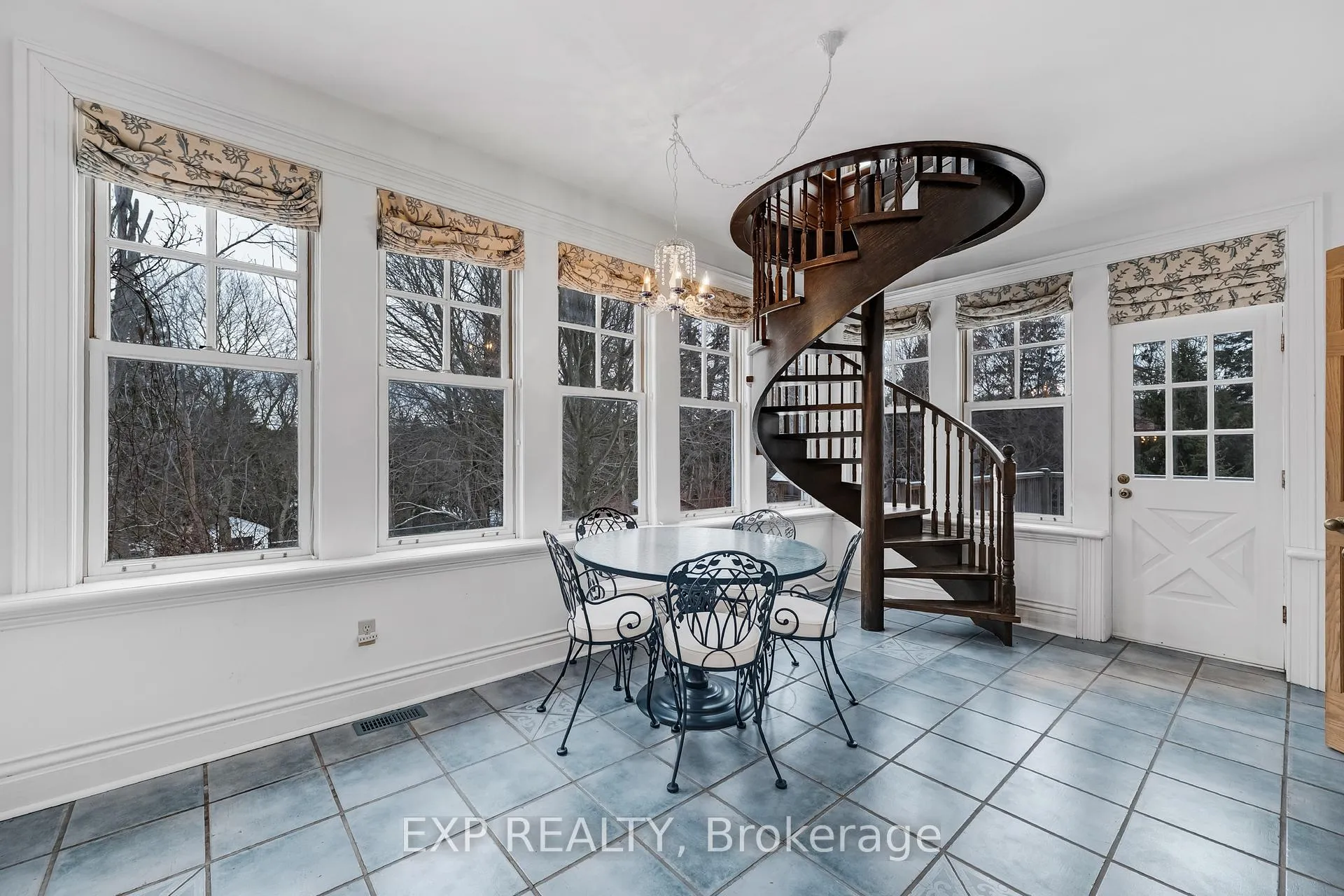 Photo 18 of 420 Kettleby Road, King, Rural King — HOMEH