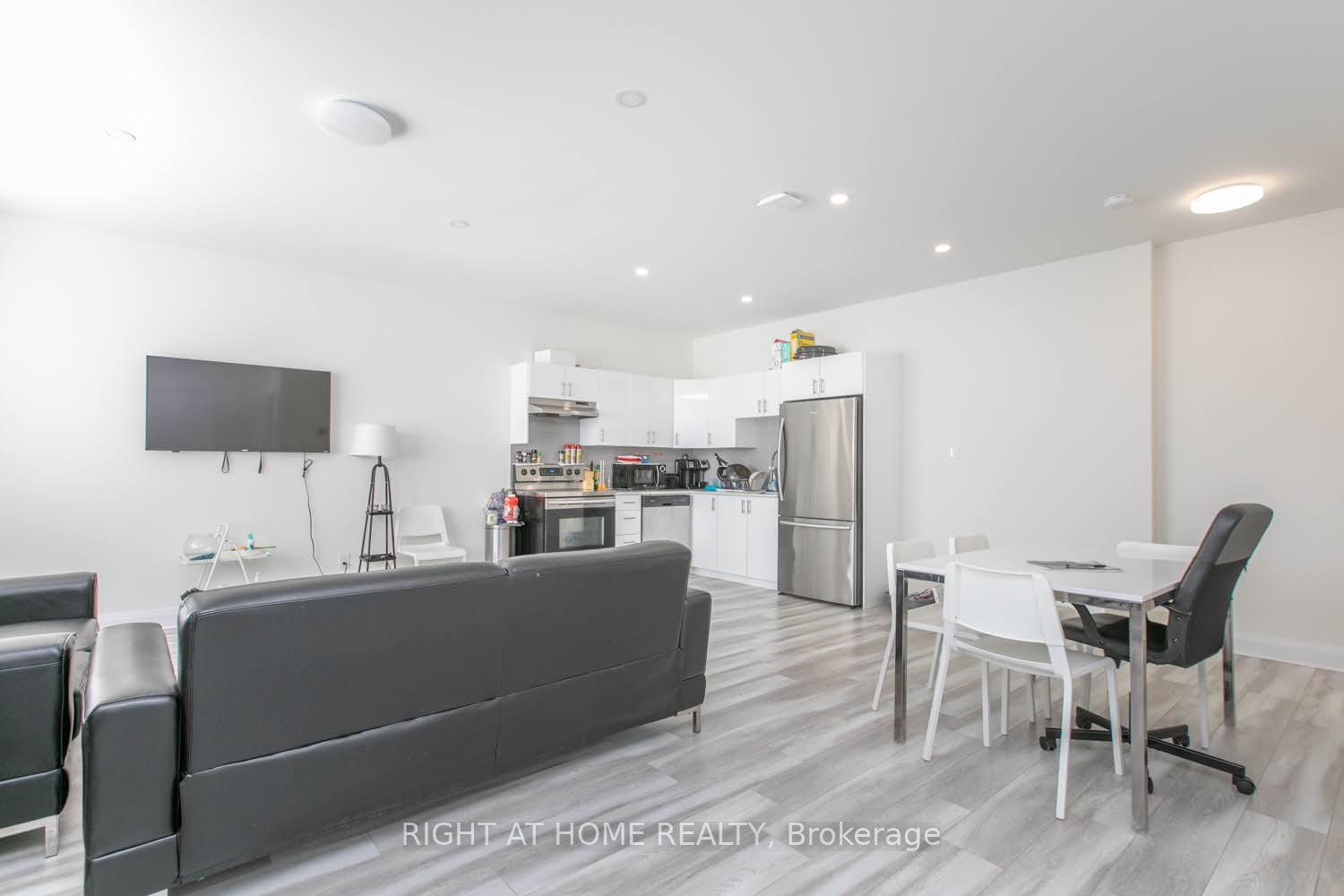 Photo 3 of 1558-62 Baseline Road, Ottawa, Meadowlands/St. Claire Gardens — HOMEH
