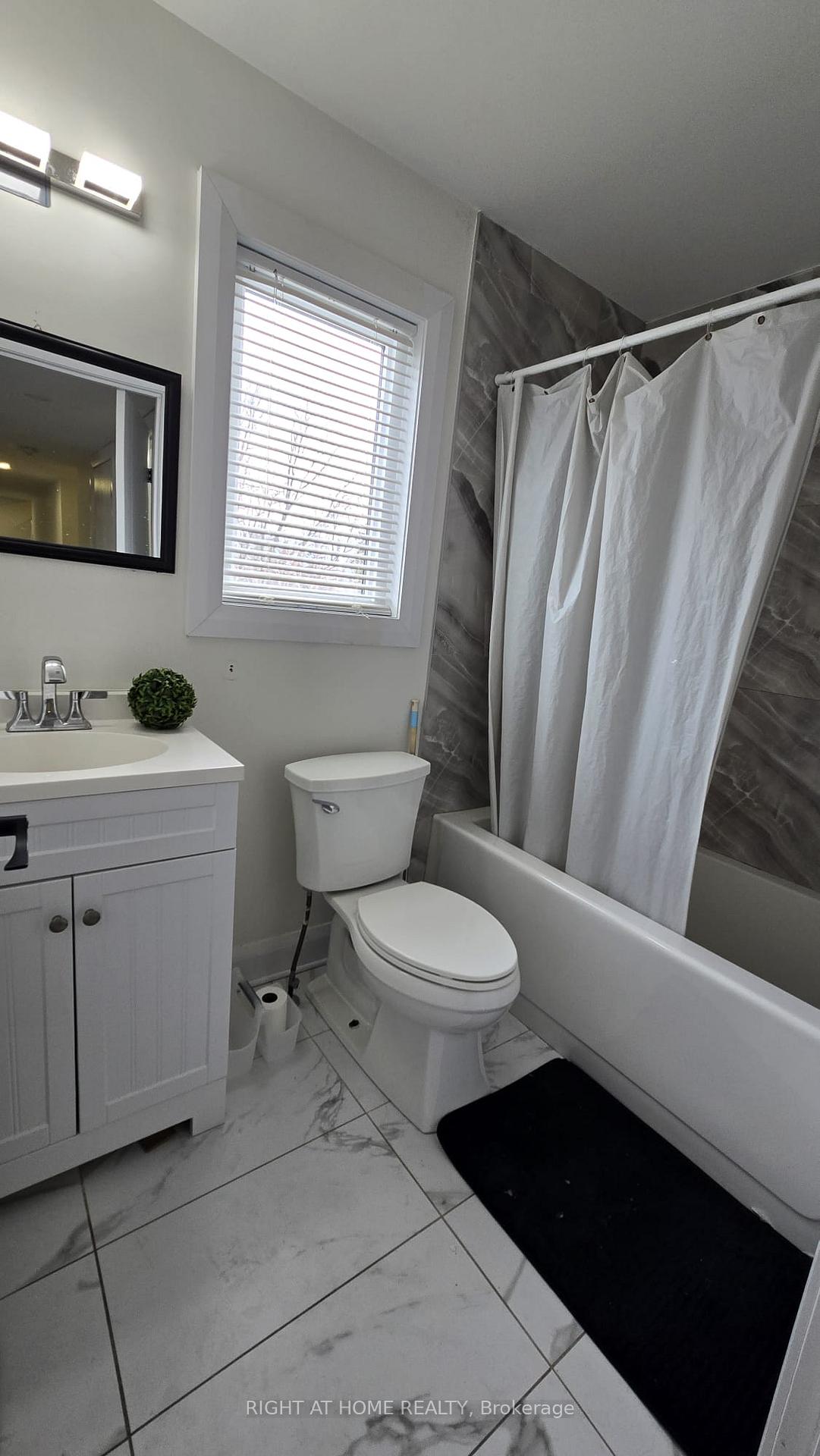 Photo 14 of 1558-62 Baseline Road, Ottawa, Meadowlands/St. Claire Gardens — HOMEH