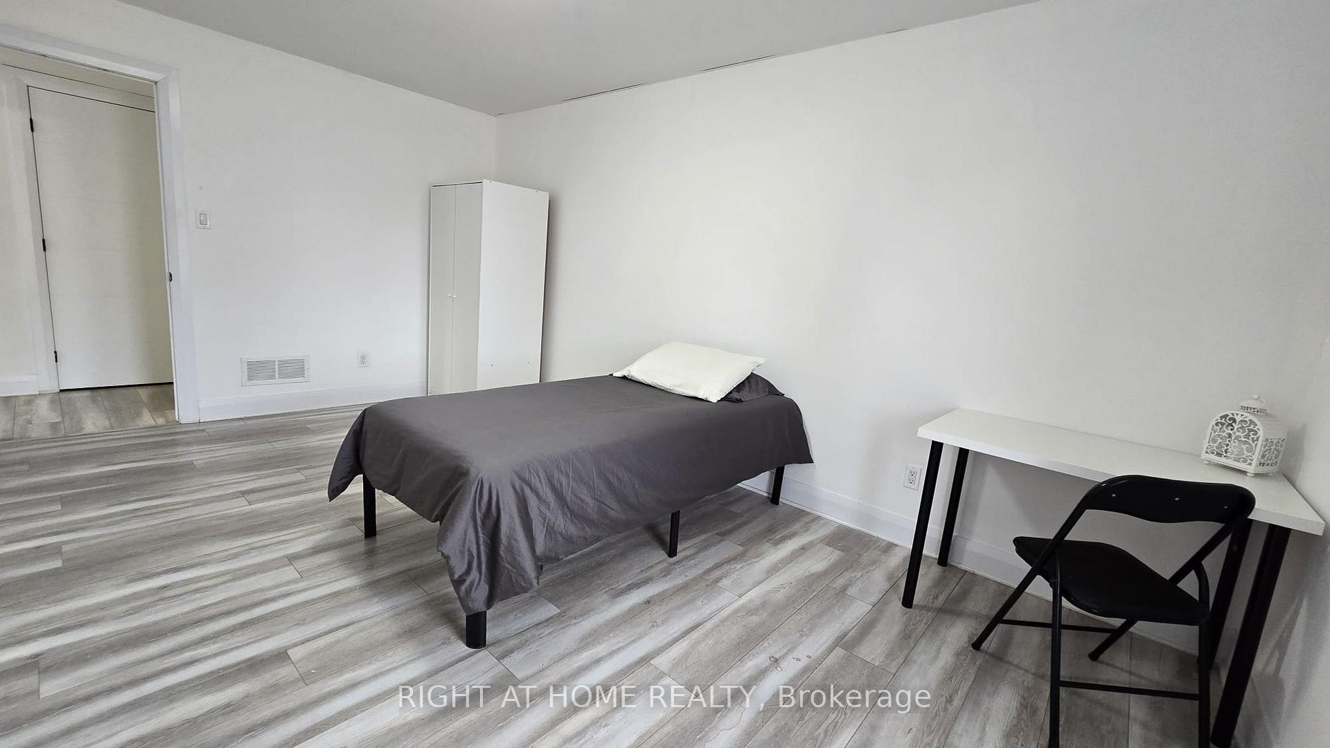 Photo 18 of 1558-62 Baseline Road, Ottawa, Meadowlands/St. Claire Gardens — HOMEH