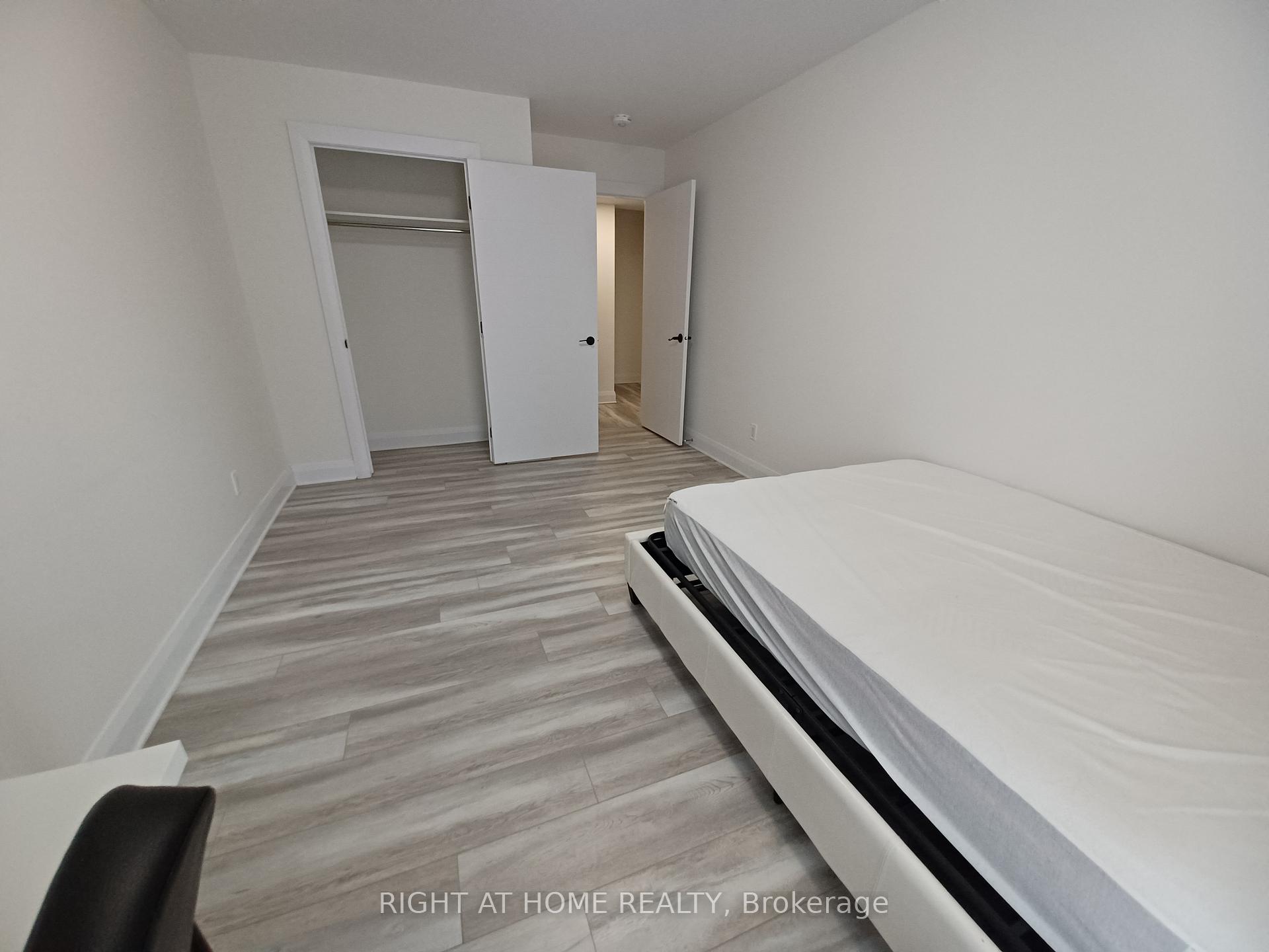 Photo 26 of 1558-62 Baseline Road, Ottawa, Meadowlands/St. Claire Gardens — HOMEH