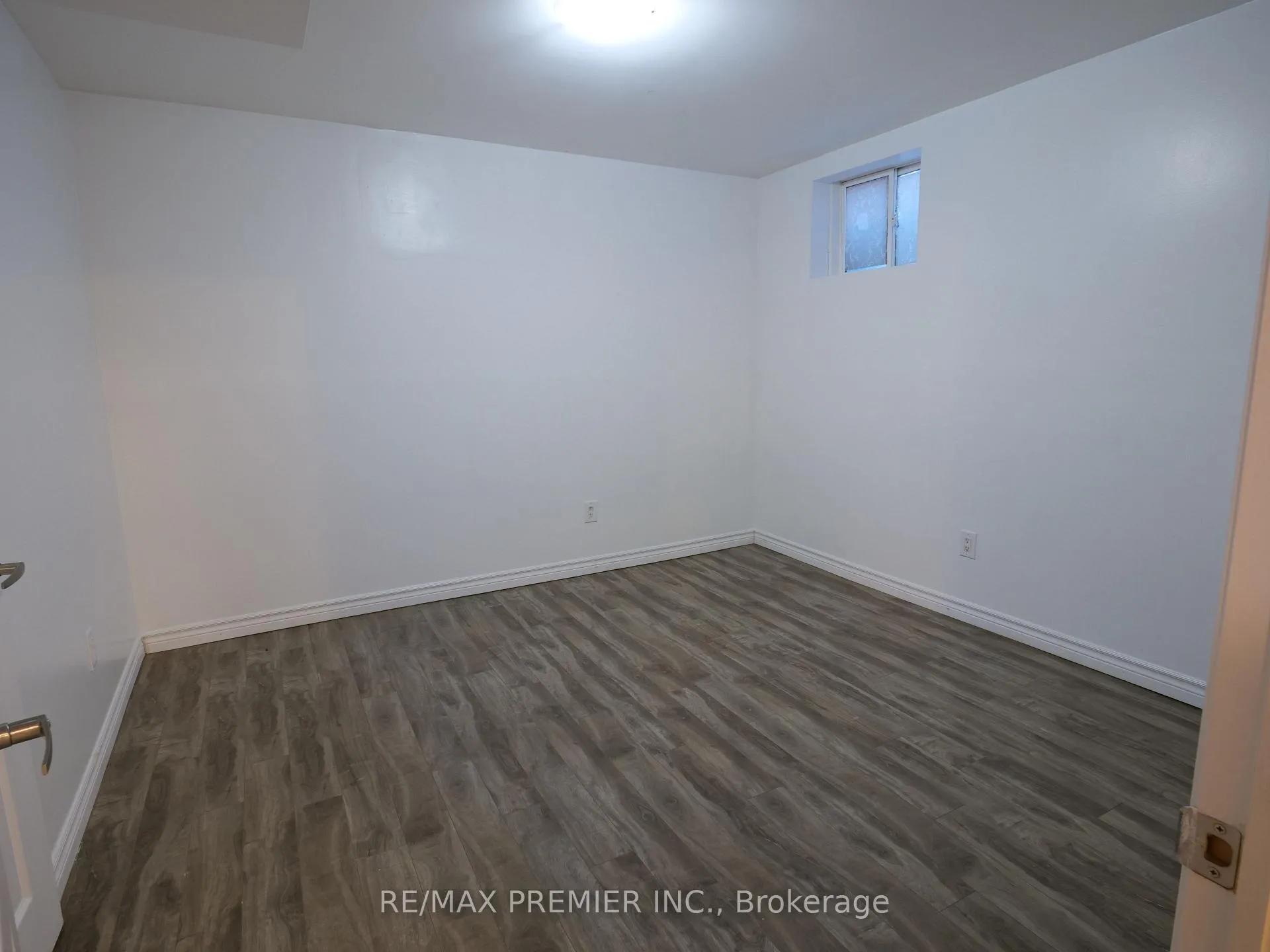 Photo 13 of 19 Blazing Star Dr., Brampton, Sandringham-Wellington — HOMEH