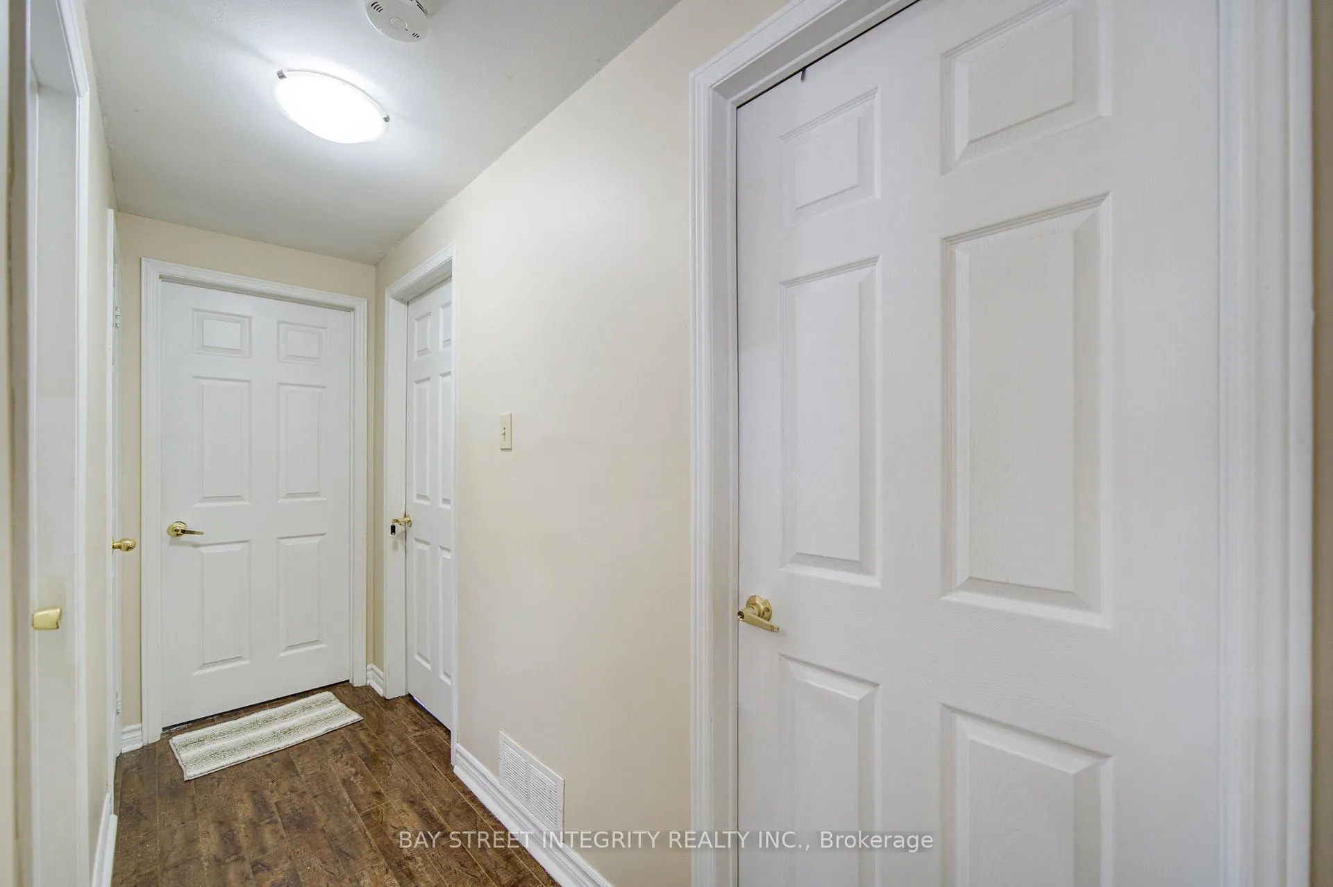 Photo 22 of 107 Autumn Glen Circle, Etobicoke, West Humber-Clairville — HOMEH