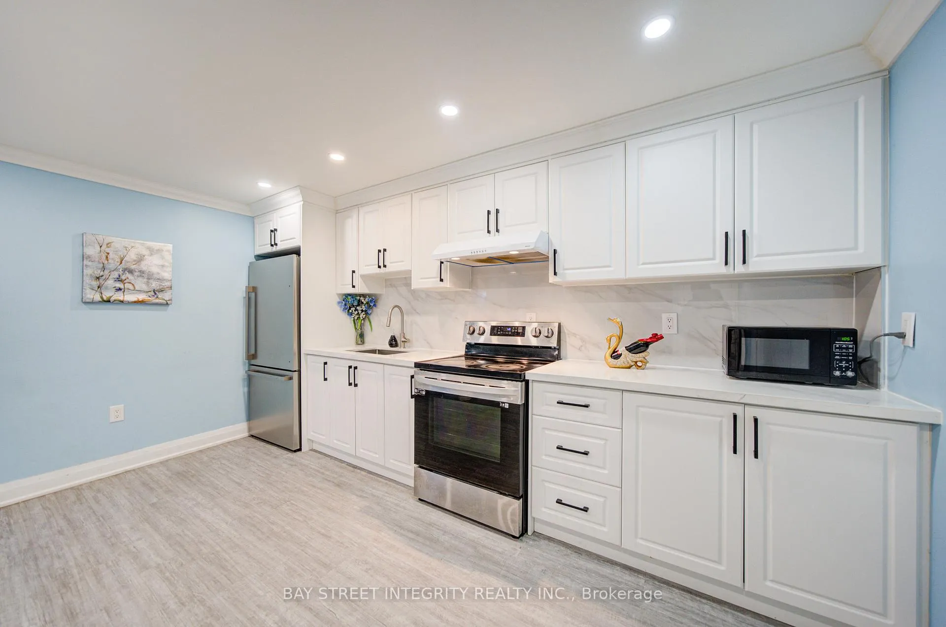 Photo 36 of 107 Autumn Glen Circle, Etobicoke, West Humber-Clairville — HOMEH