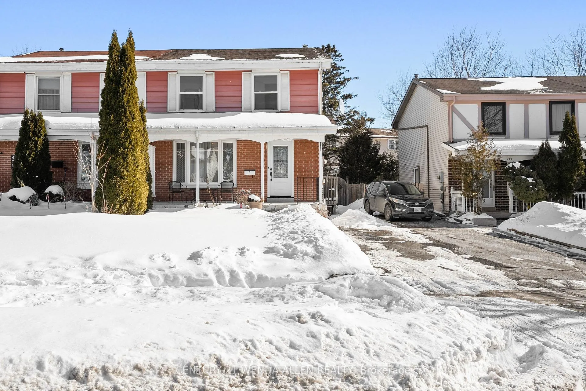 Photo 2 of 403 Fleetwood Drive, Oshawa, Eastdale — HOMEH